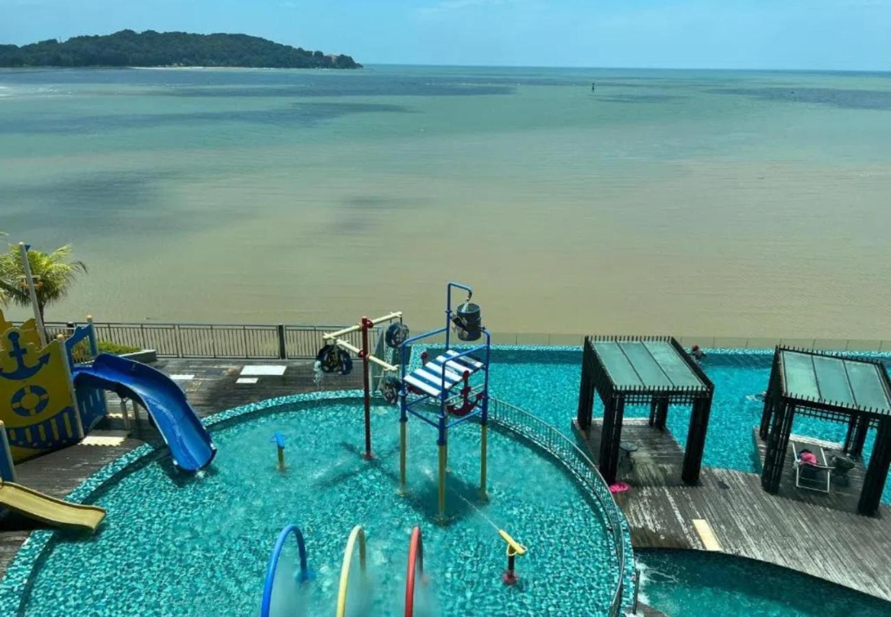OceanBay Seaview 6PAX Studio Netflix A-19-13 photo 2
