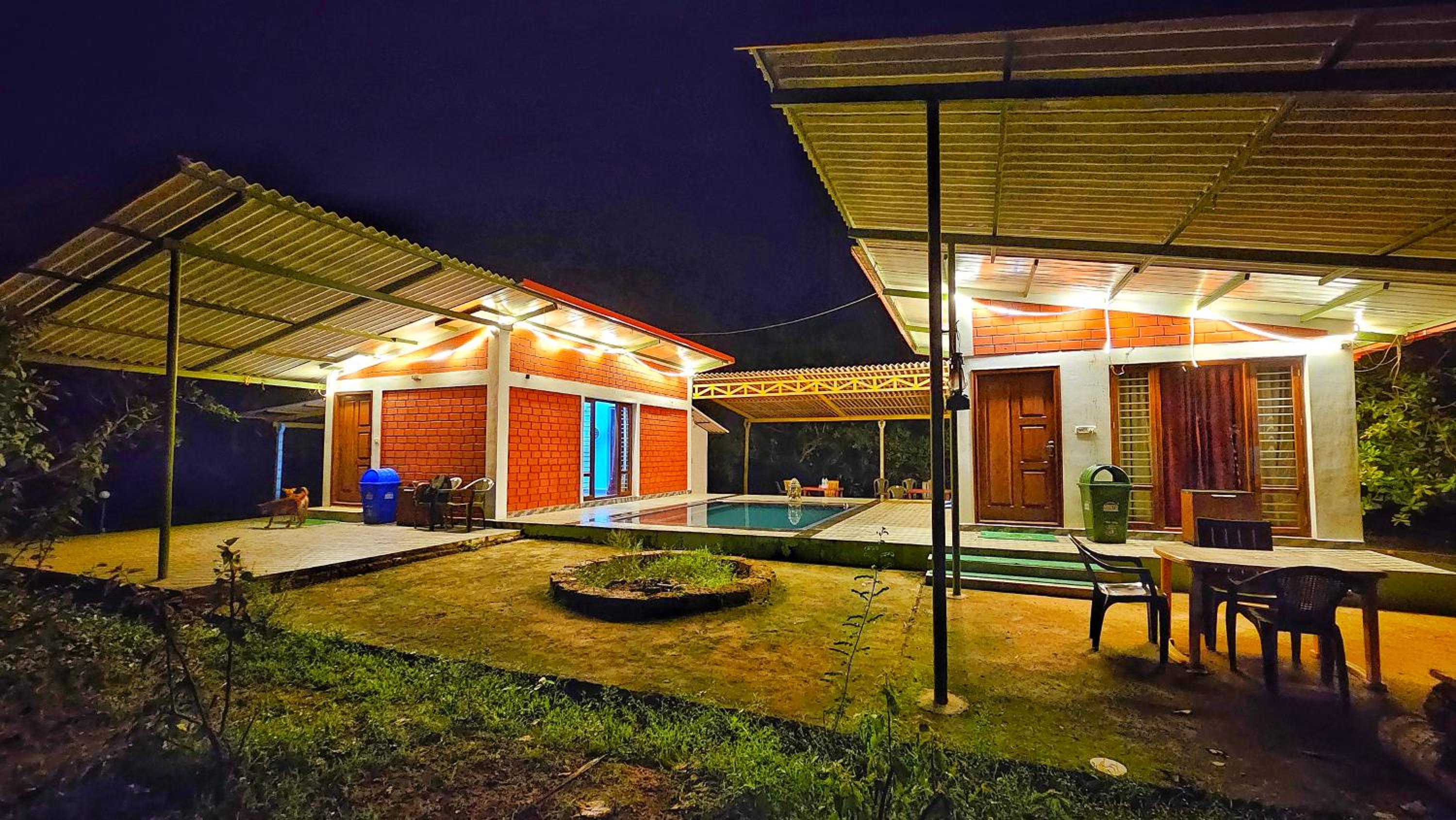 Farmhouse with Pool - Kalavady Farmstay