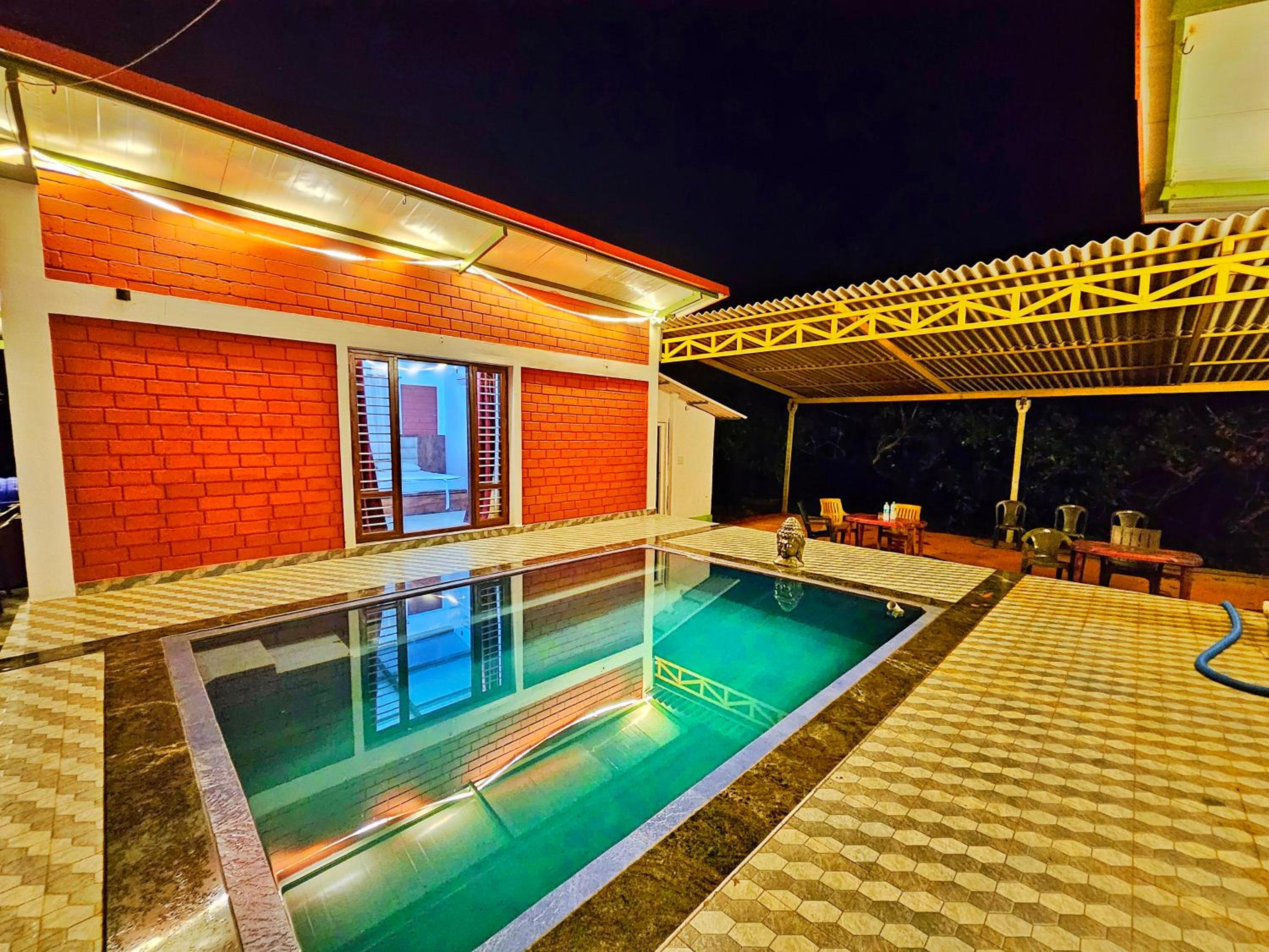 Farmhouse with Pool - Kalavady Farmstay