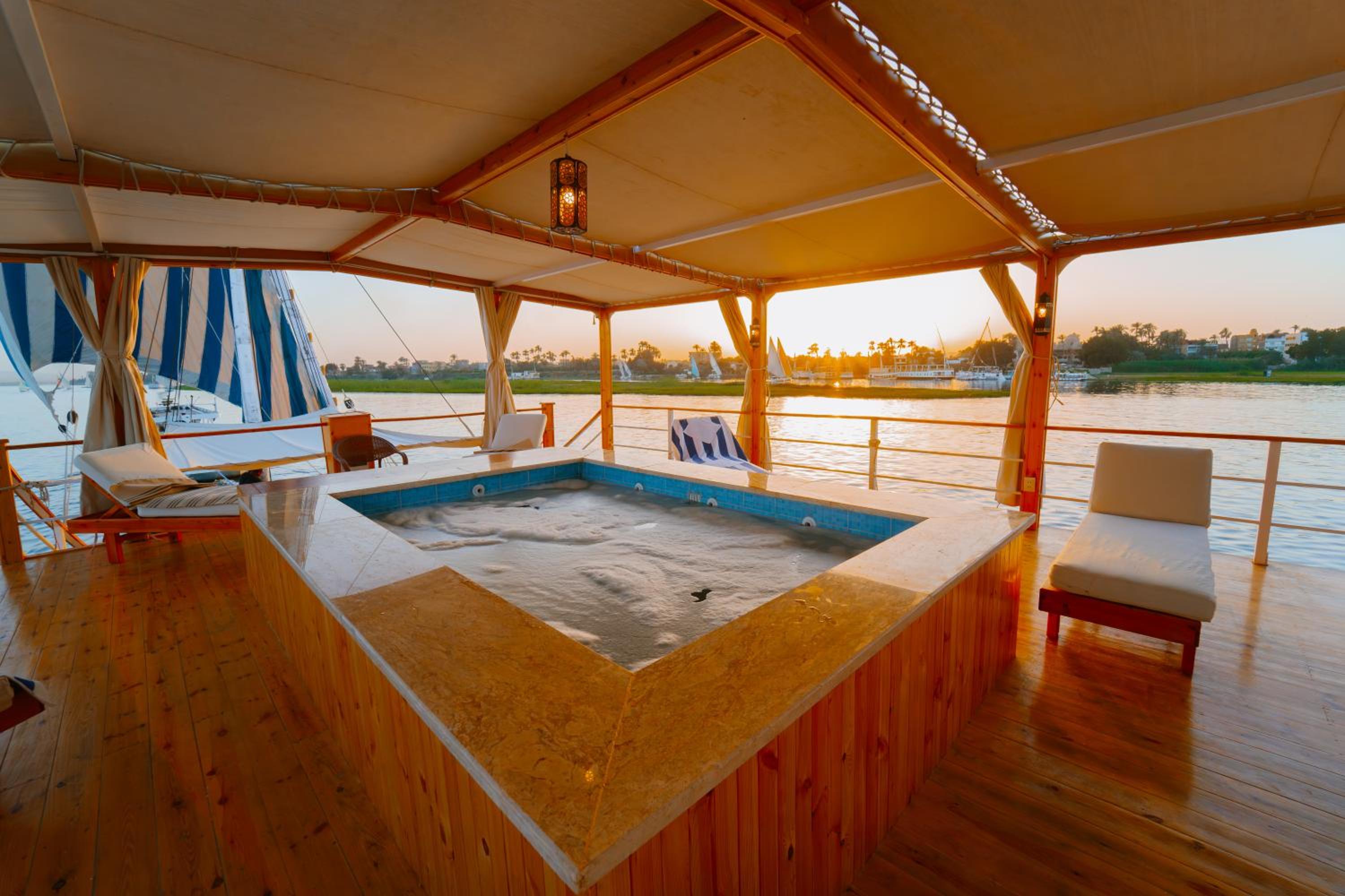 Turquoise Dahabiya , 3,4,7 nights sailing between Luxor and Aswan view 5