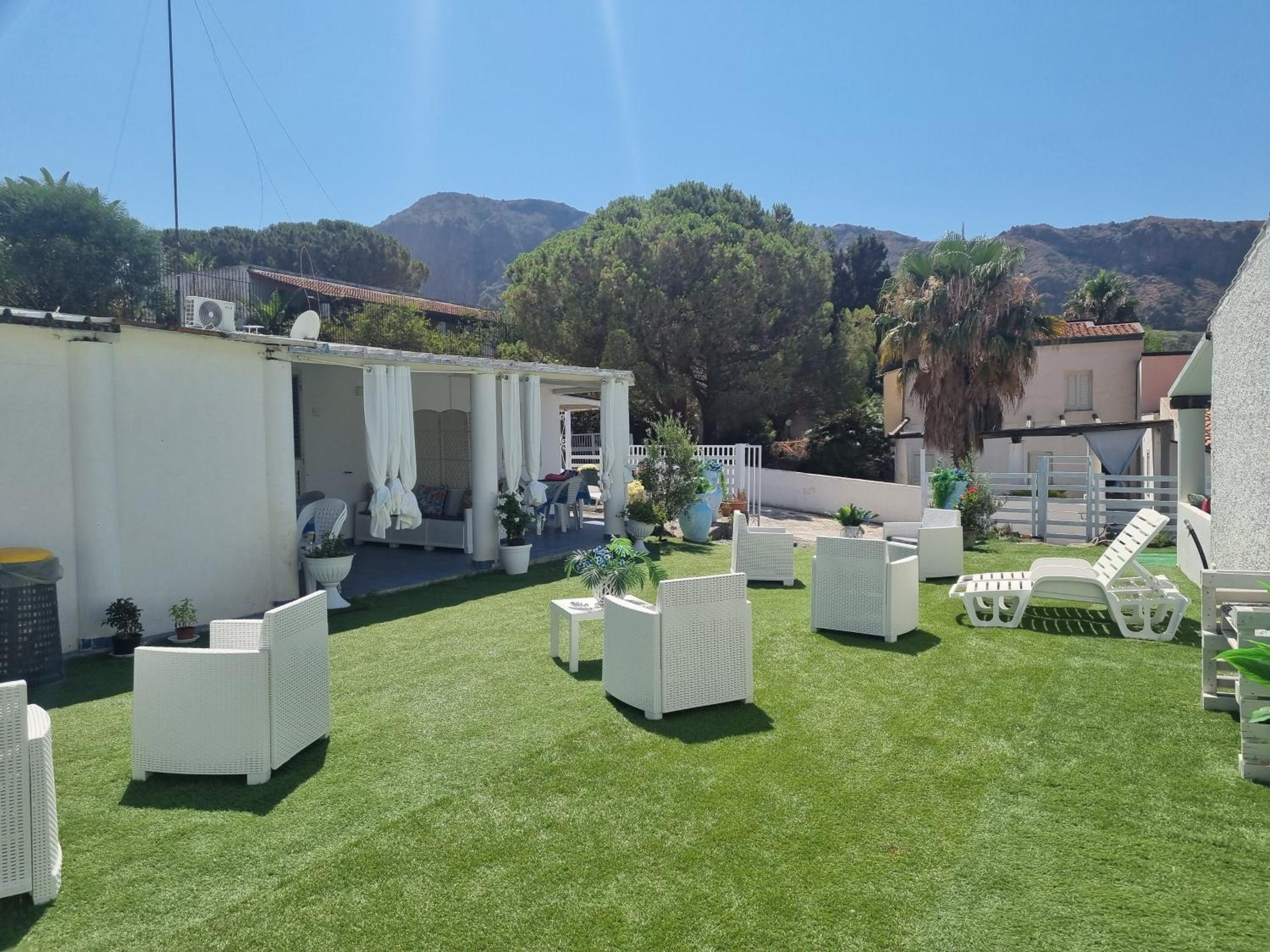 Omarvulcano1 - PROPPRO SRL - isole eolie photo 5