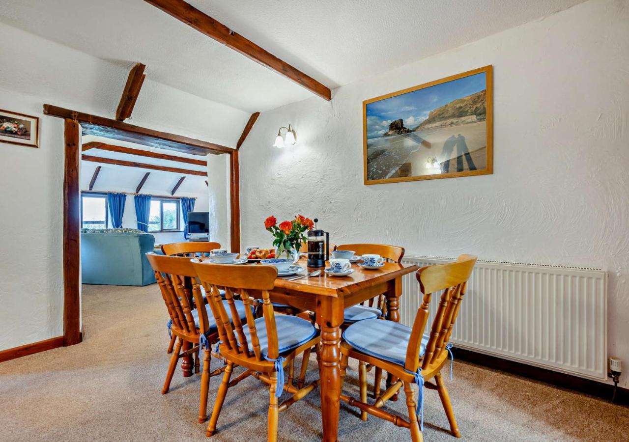 2 Bed in Padstow oc-w3658