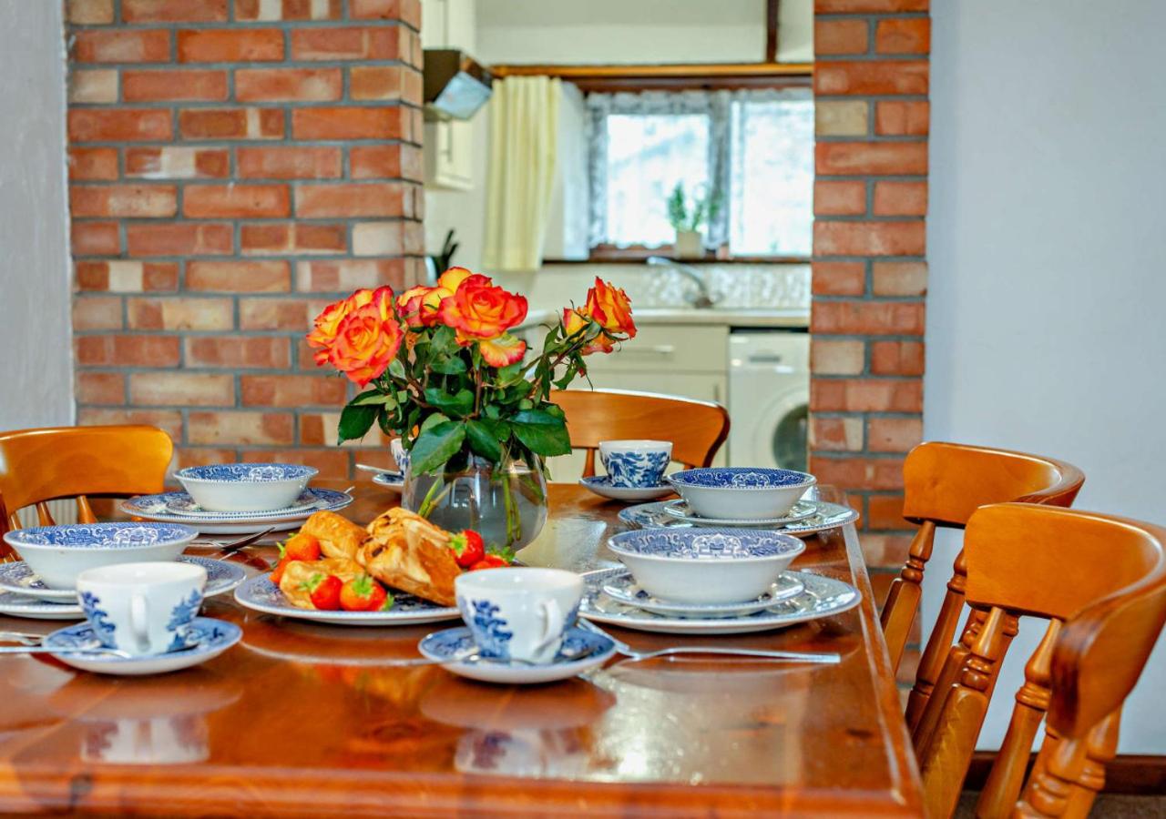 2 Bed in Padstow oc-w3658