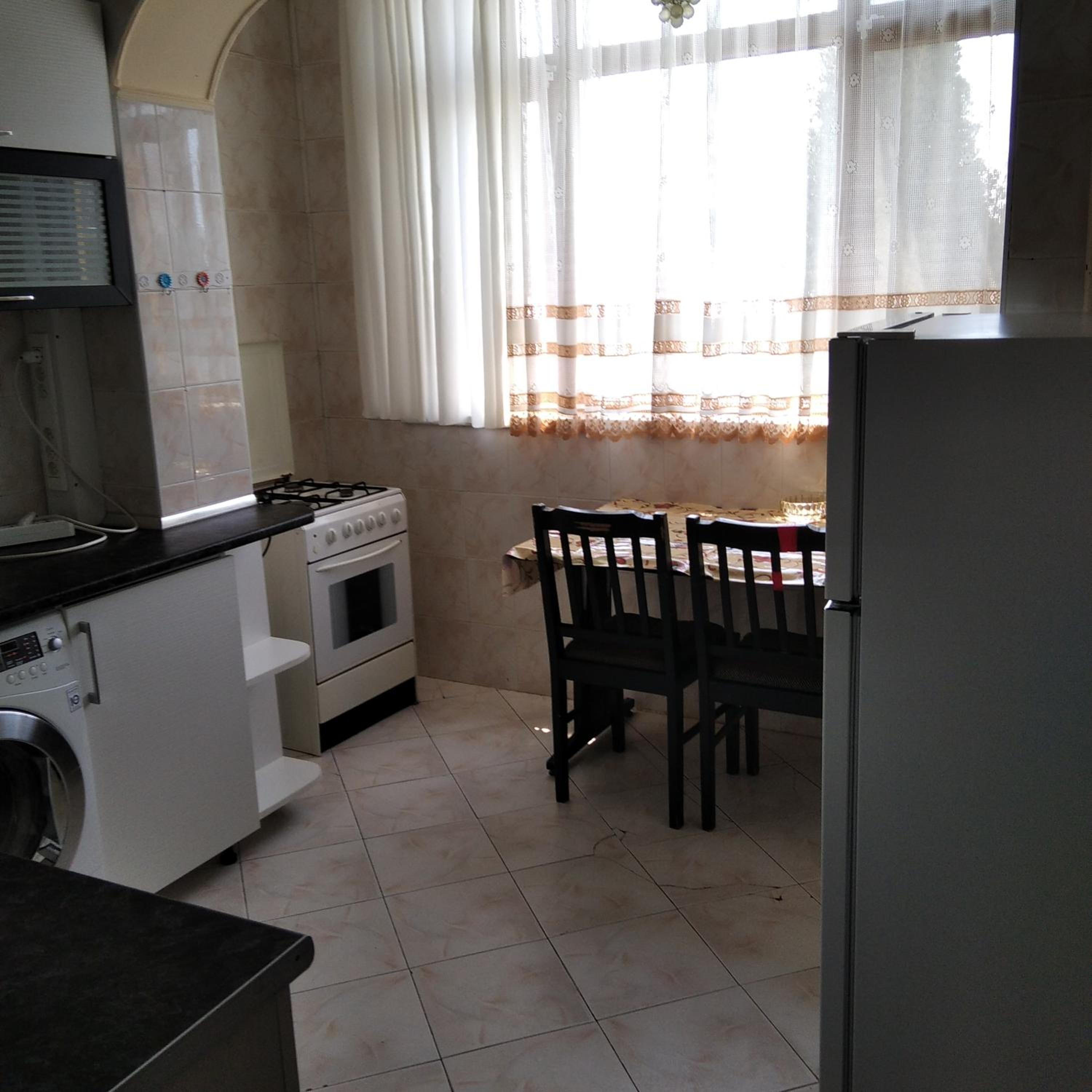 Appartement 2 rooms and kitchen, bathroom, WC, everything is furnished