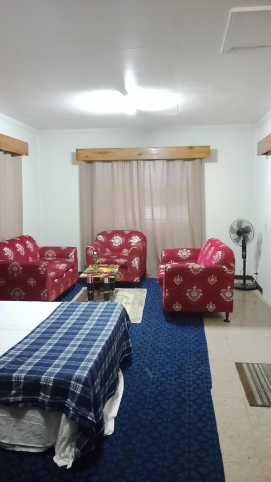 Singhs Apartment, Gray road lot 19 Matintaar Nadi, Mountain view - view 3