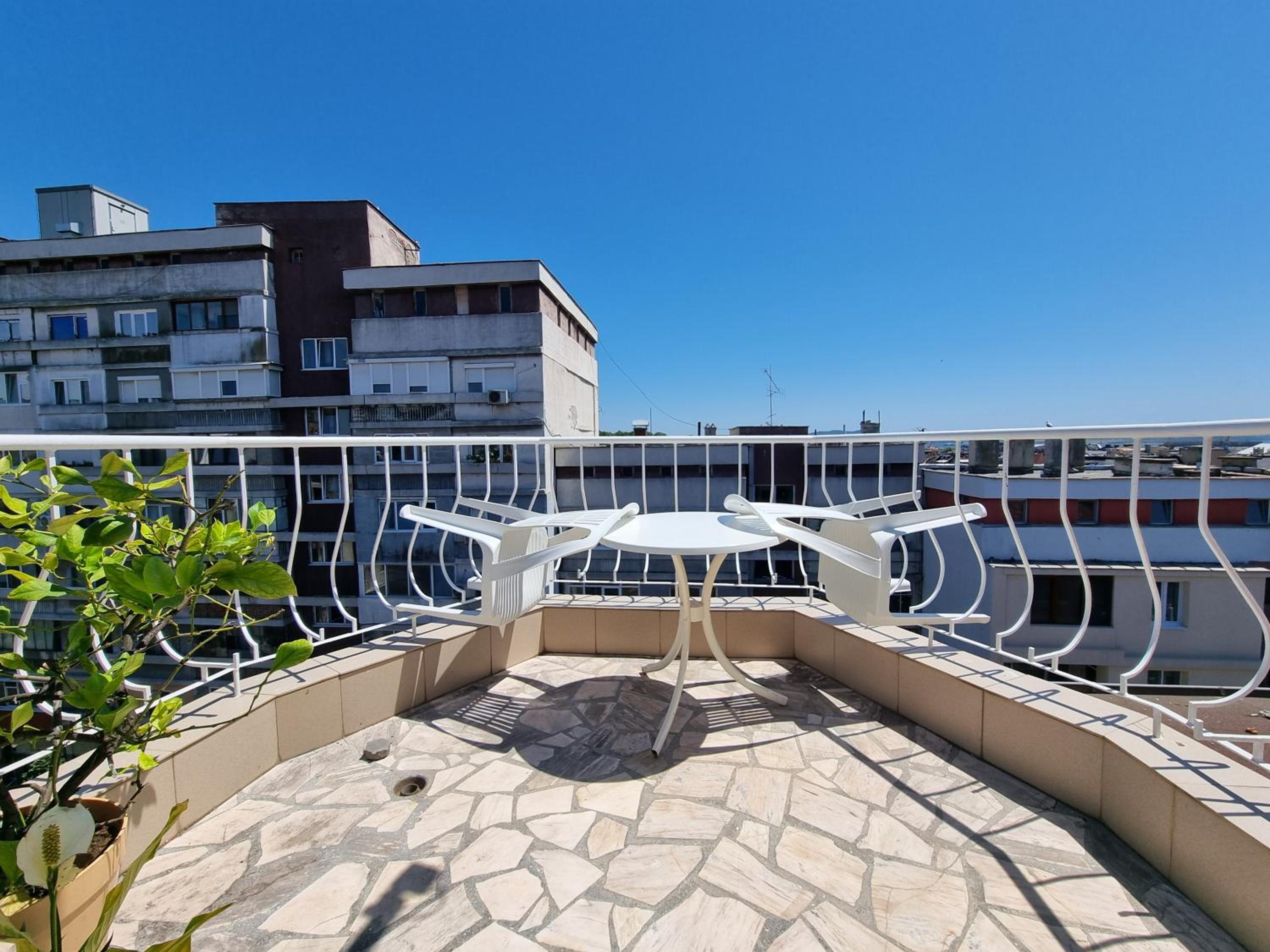 Two-Floor Sunny Apartment in City Centre