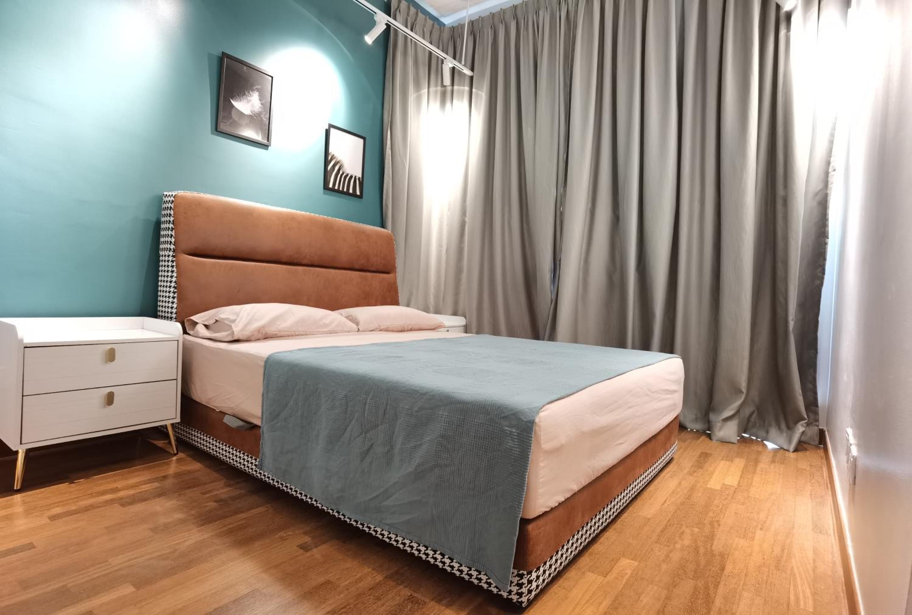Comfy Luxury 5 Star bed & sofa 3R2B 2carpark WiFi photo 2