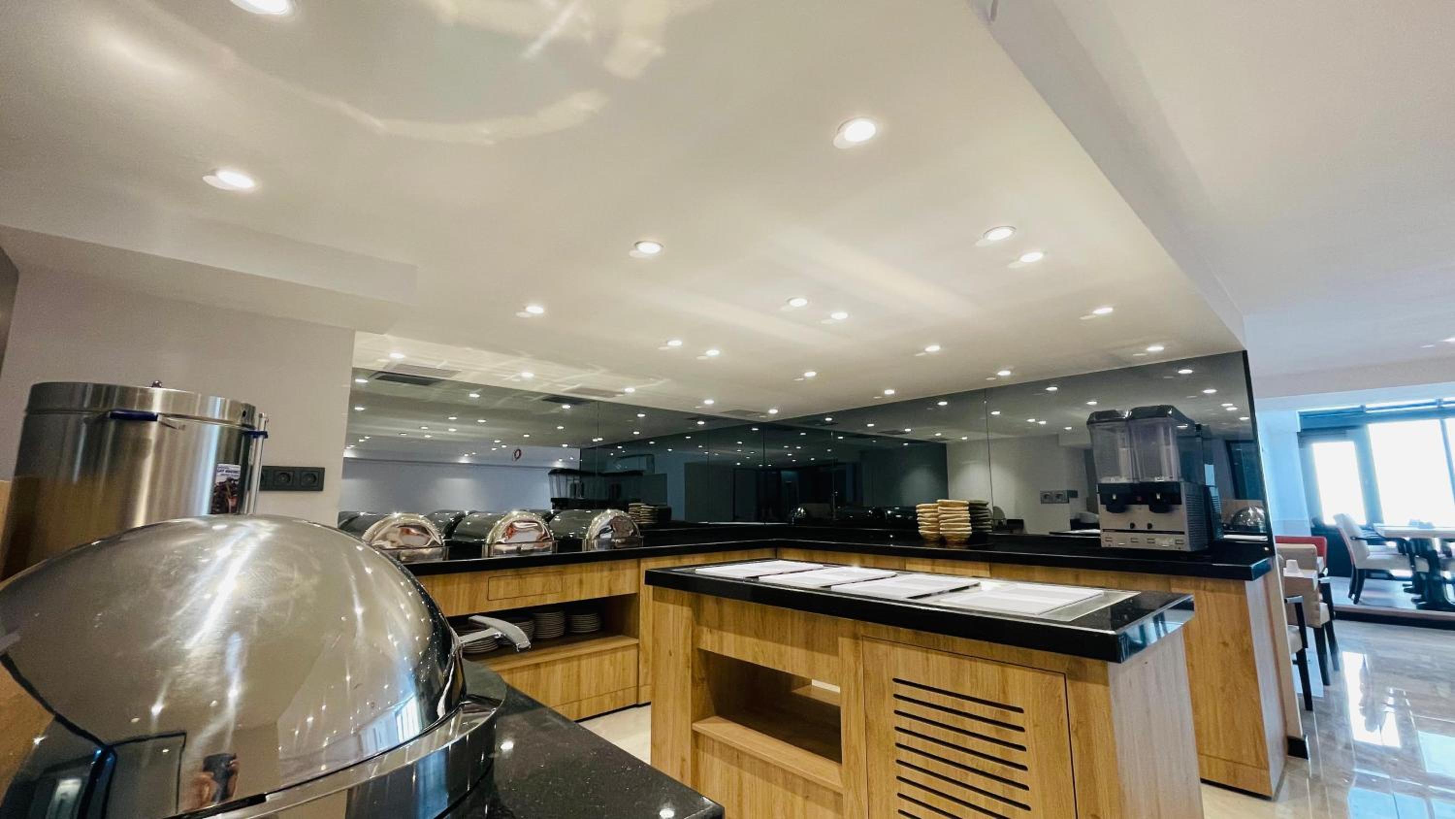 Osmanbey Fatih Hotel - Image 29