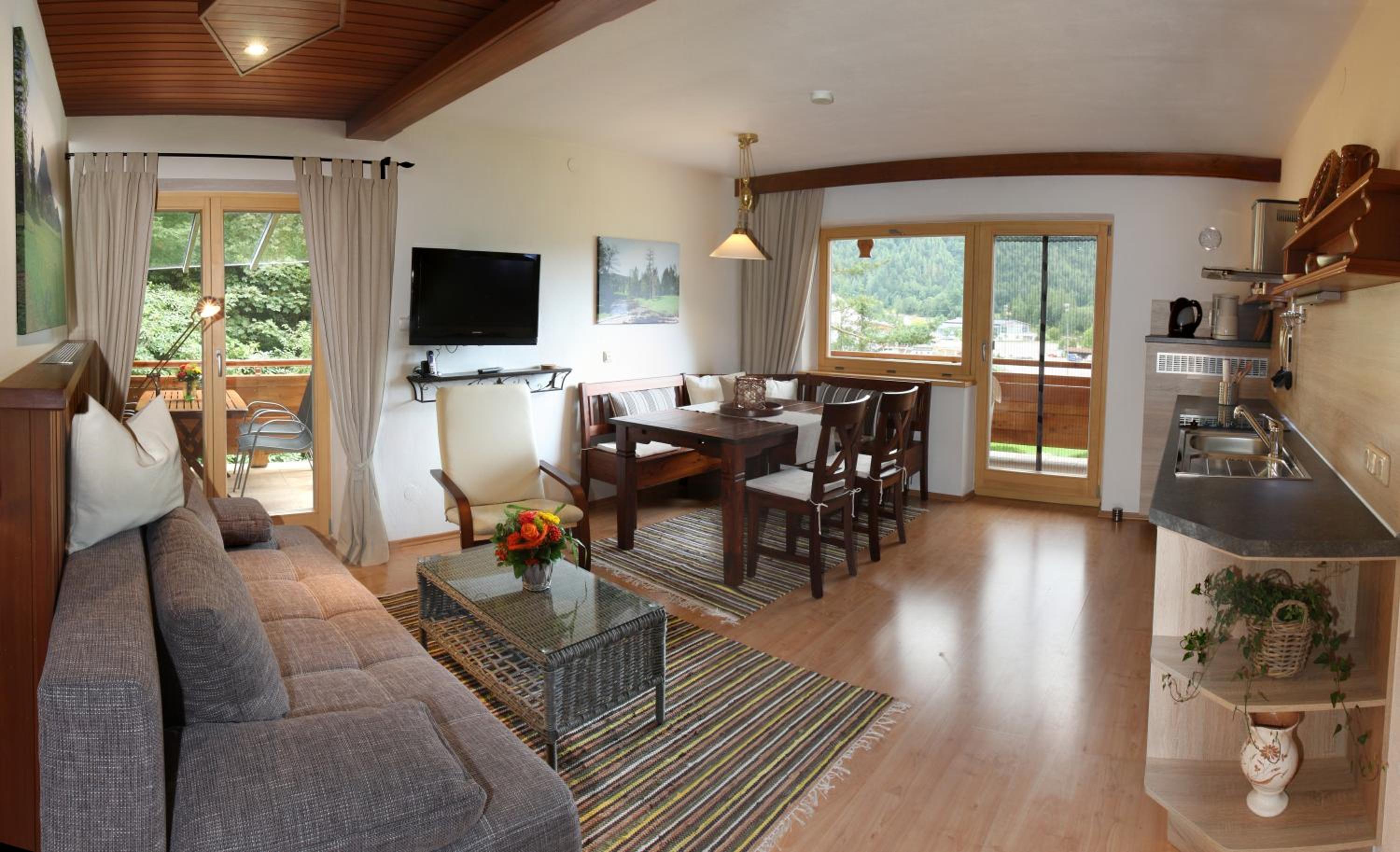 Ferienwohnung am Römerweg Wald view 5