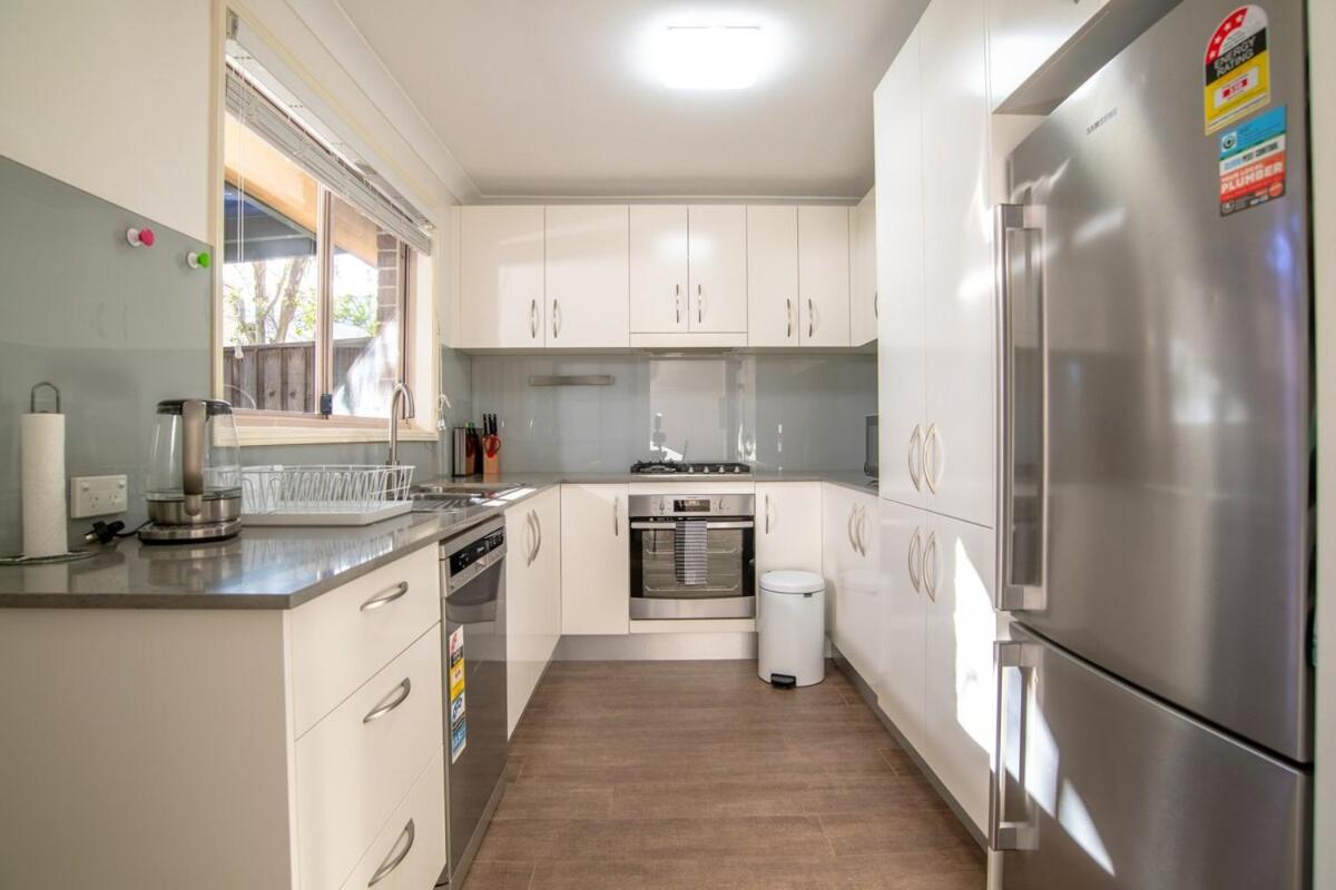 3bedroom Townhouse at Dundas