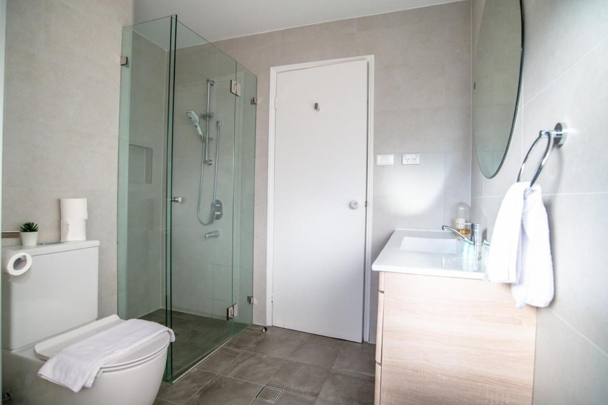 3bedroom Townhouse at Dundas