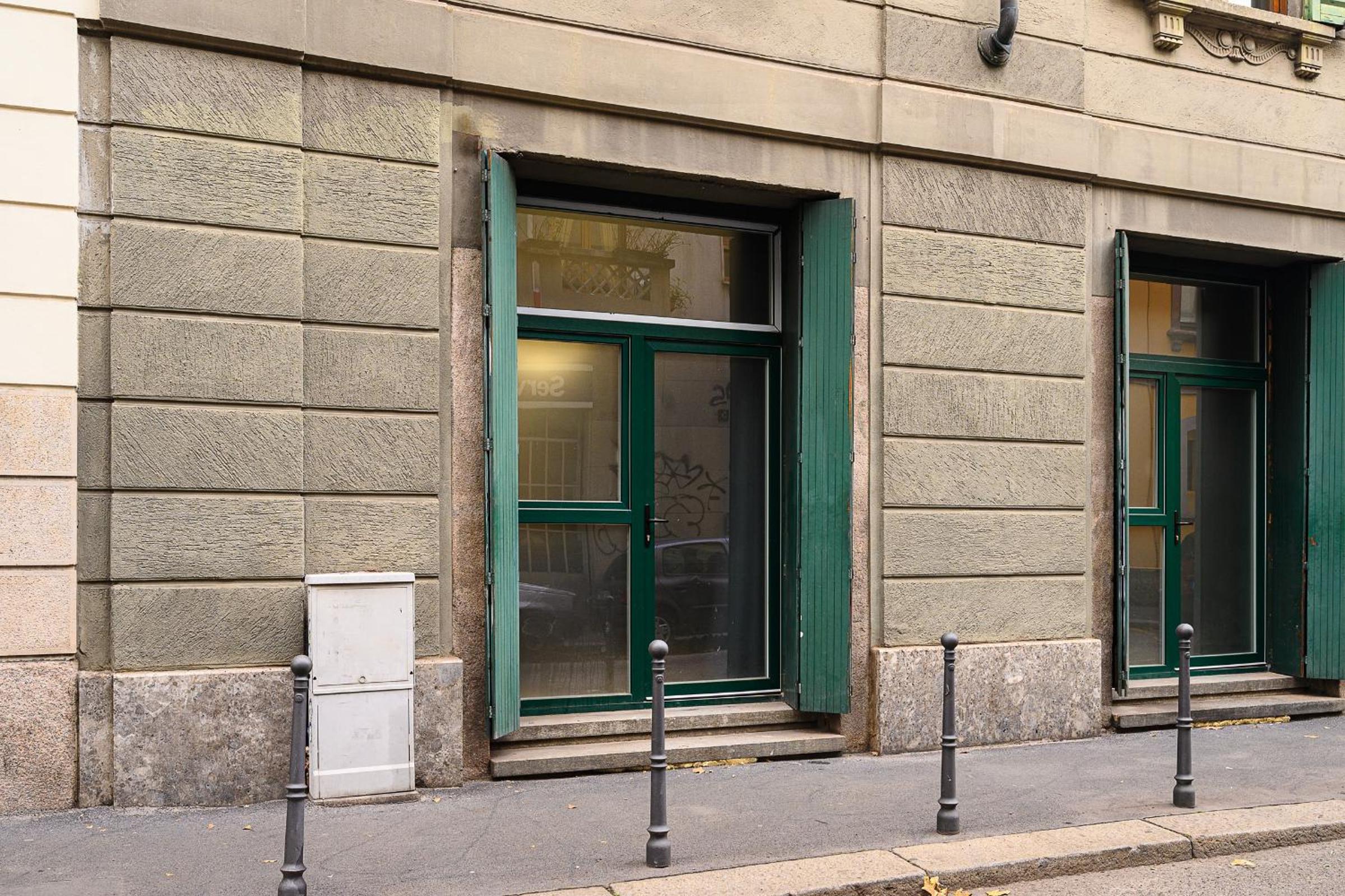 Suites in Porta Garibaldi & Chinatown - City Center well connected