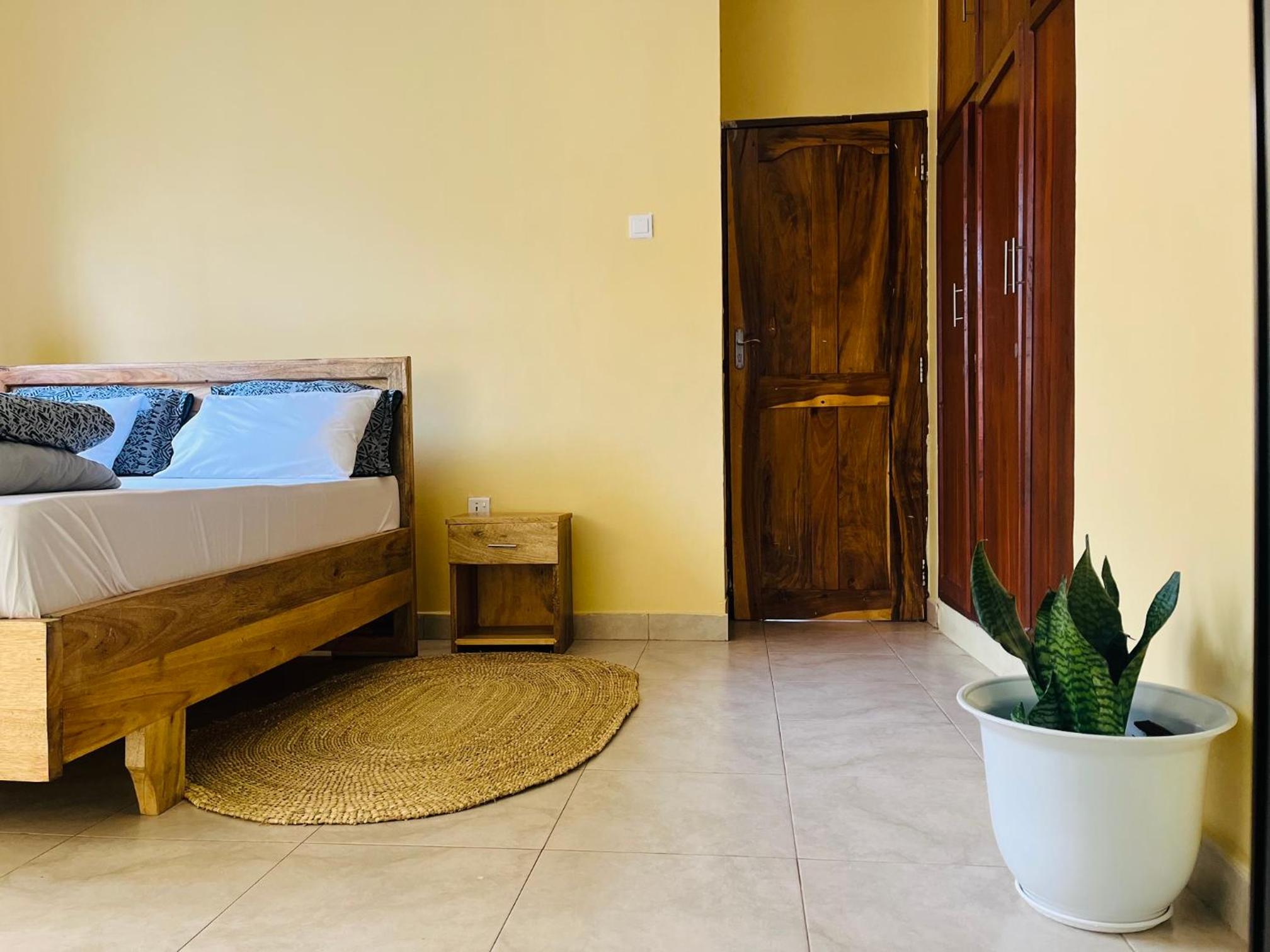 Venem homecation