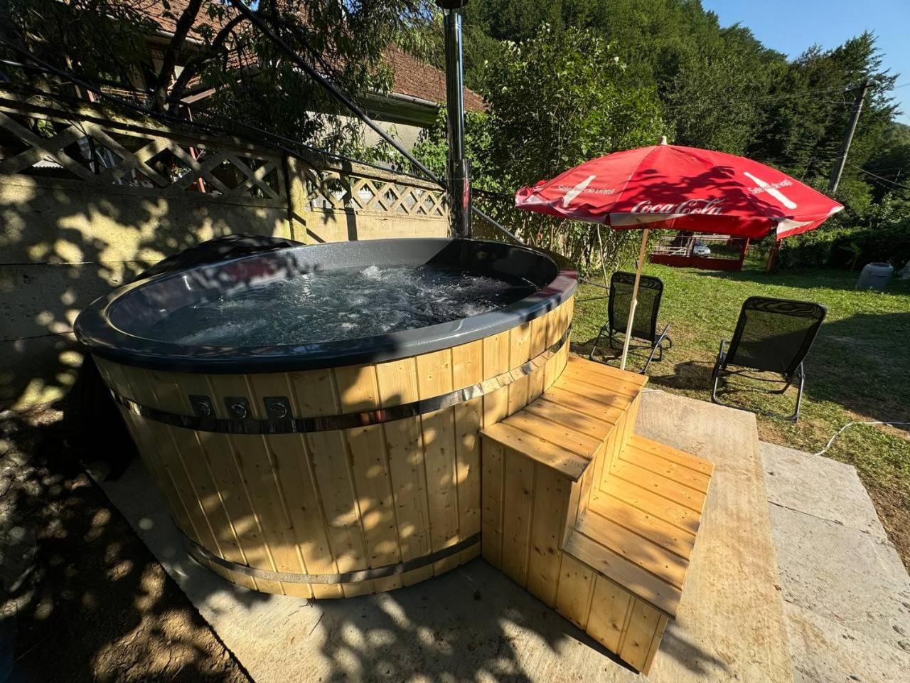 Casa- viata la tara