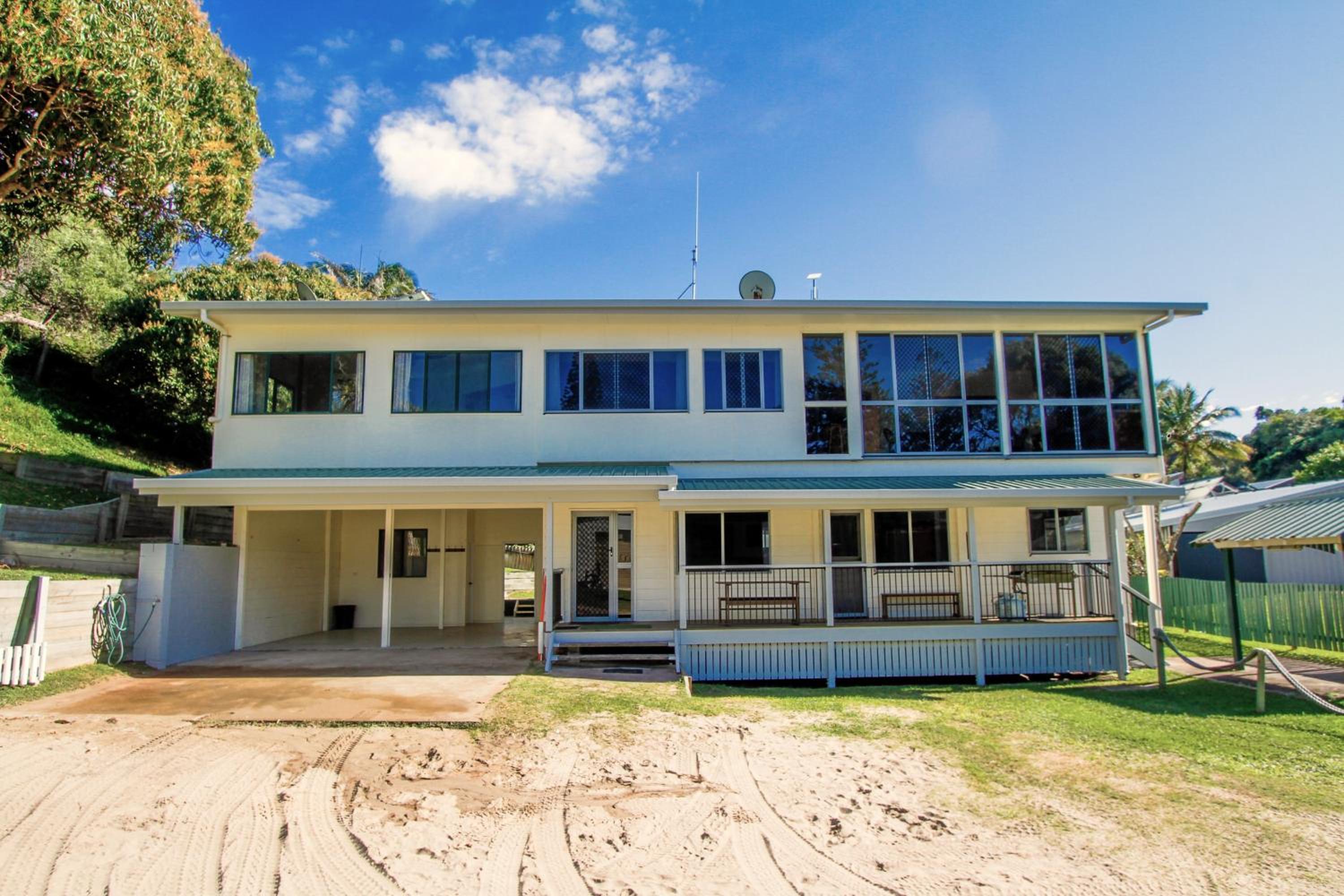 Bushy's Beachbreak - K'gari (Fraser Island)