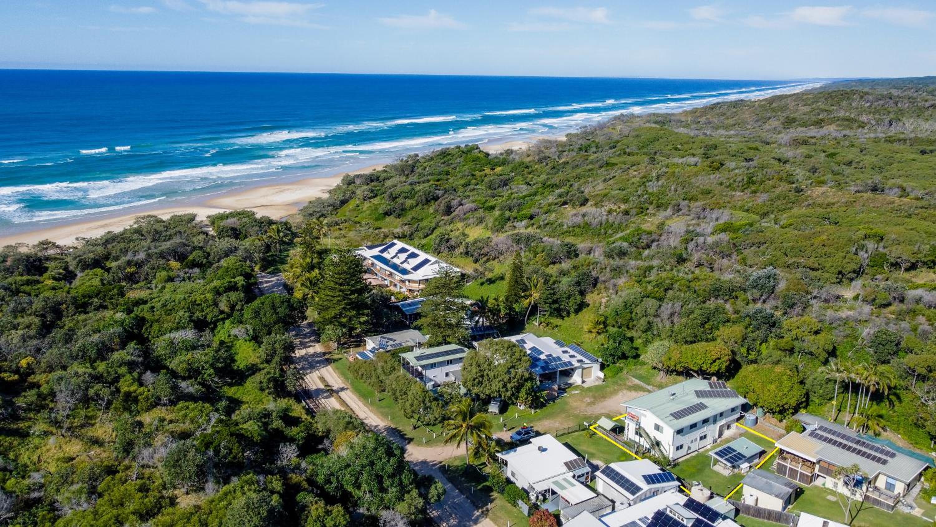 Bushy's Beachbreak - K'gari (Fraser Island)