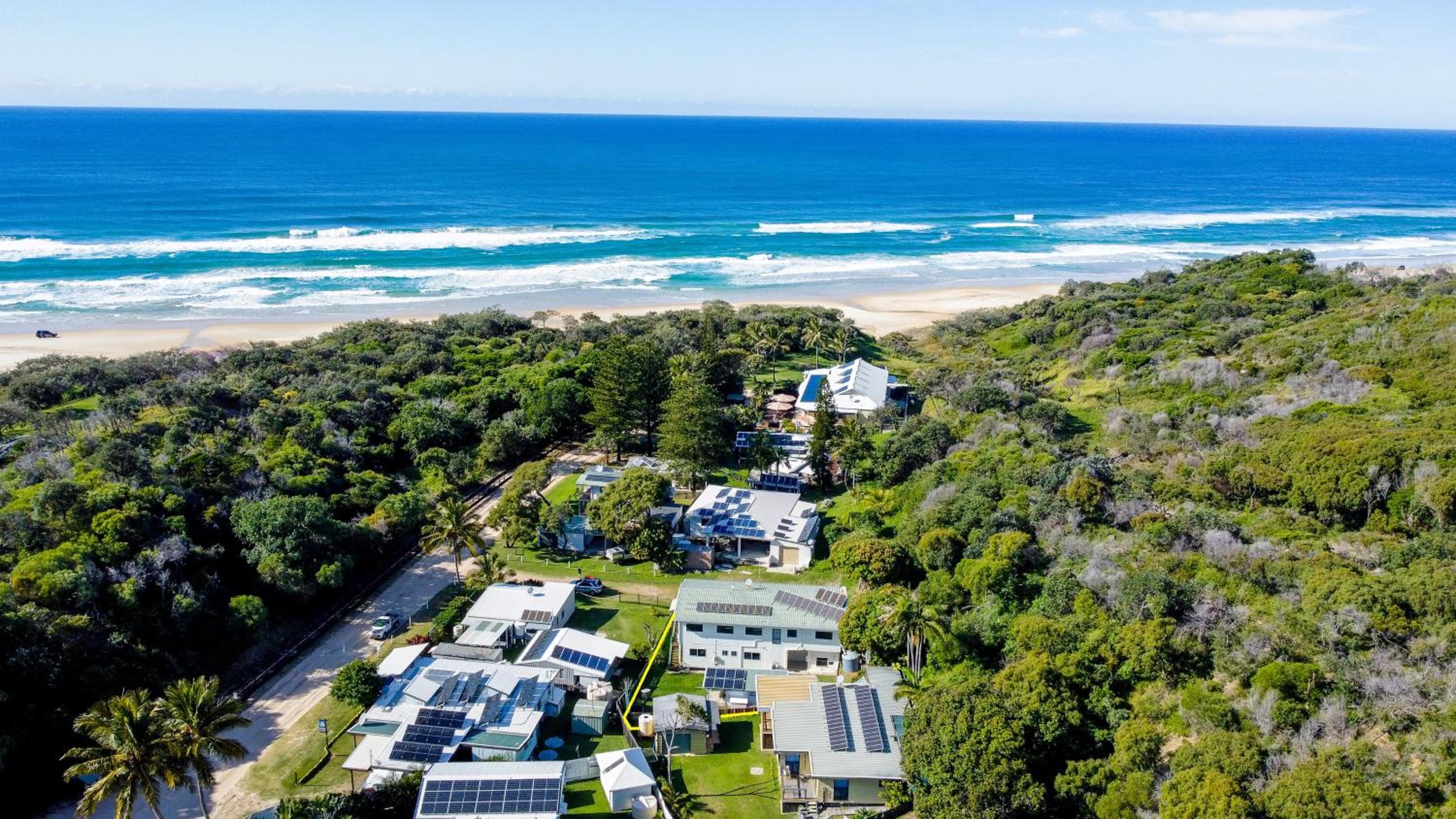 Bushy's Beachbreak - K'gari (Fraser Island)
