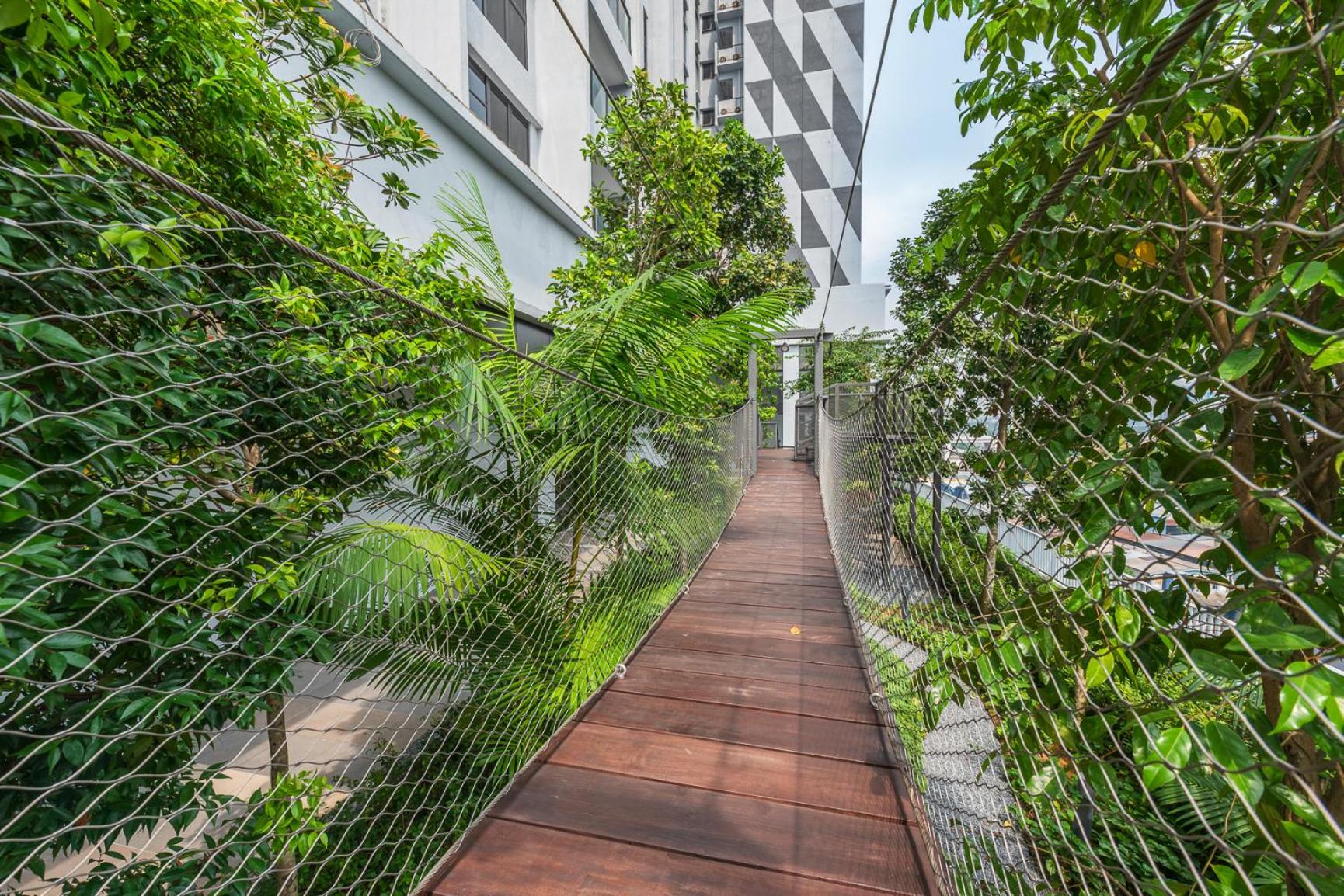 Tallest Concept Theme Suite KLCC