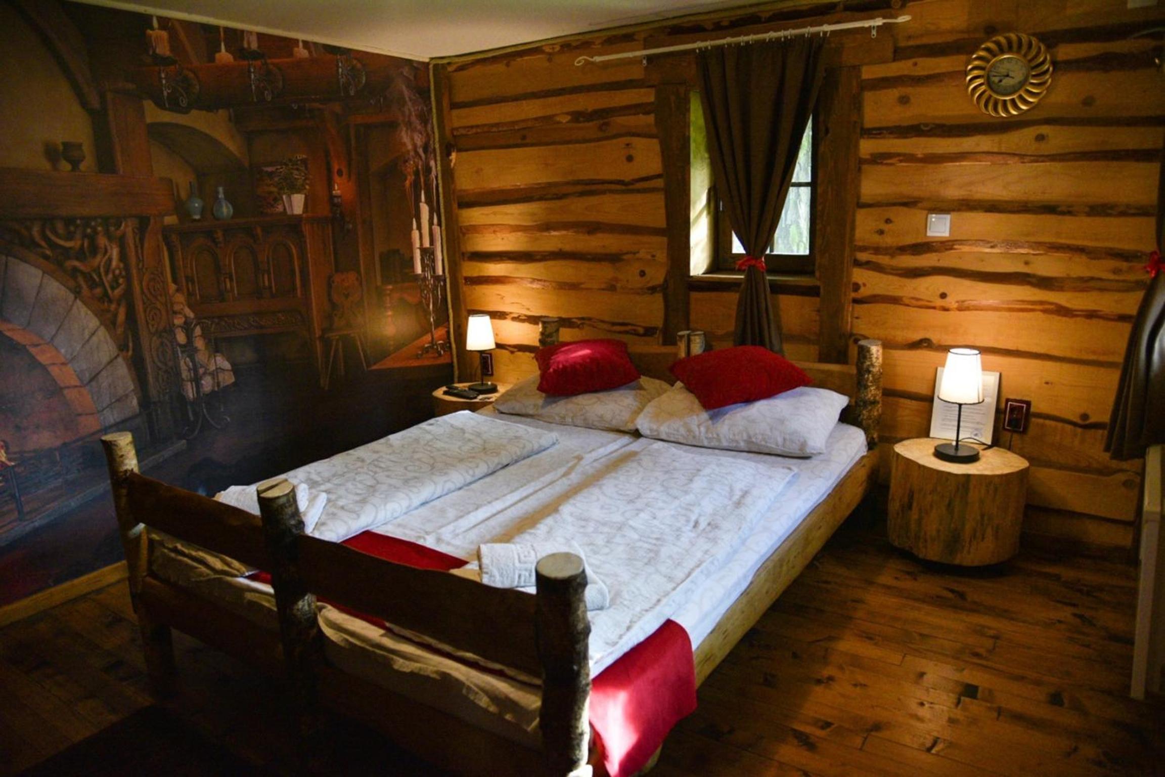 Kraljevsko selo Kotromanićevo