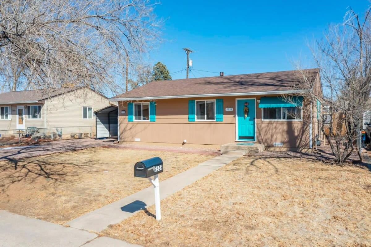 3BD Family Retreat Near COS Airport & Fort Carson view 3