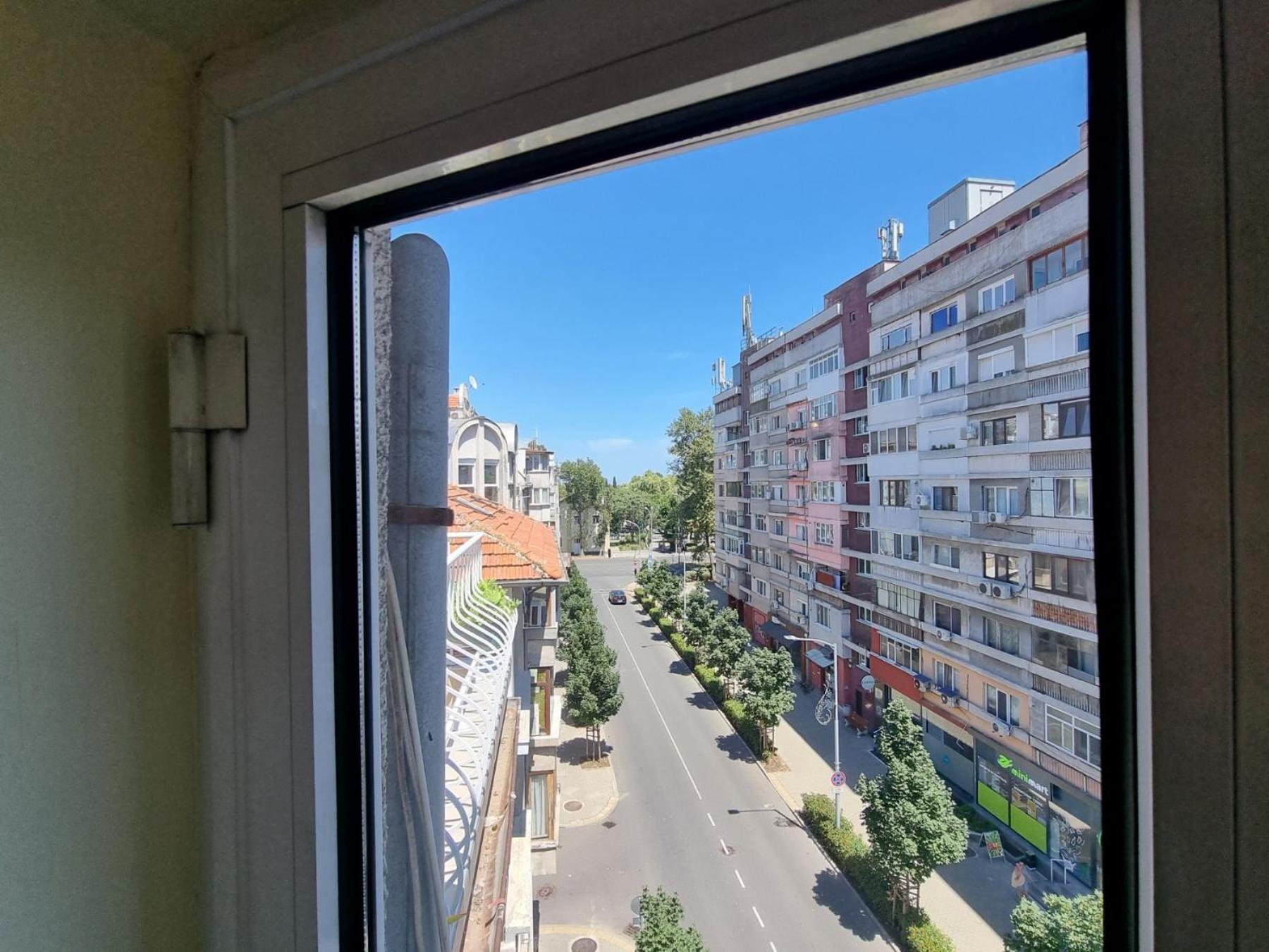 Two-Floor Sunny Apartment in City Centre