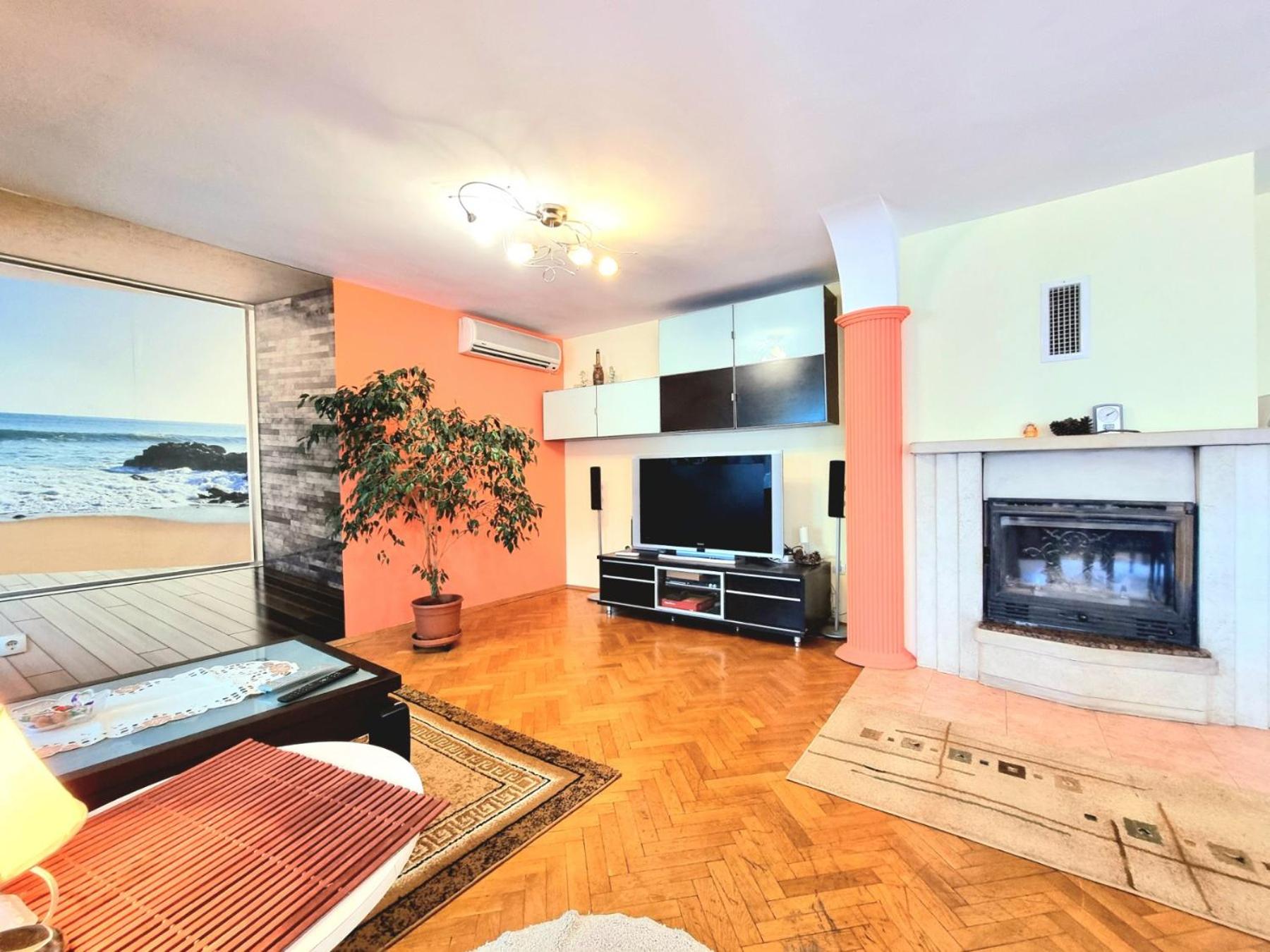 Two-Floor Sunny Apartment in City Centre