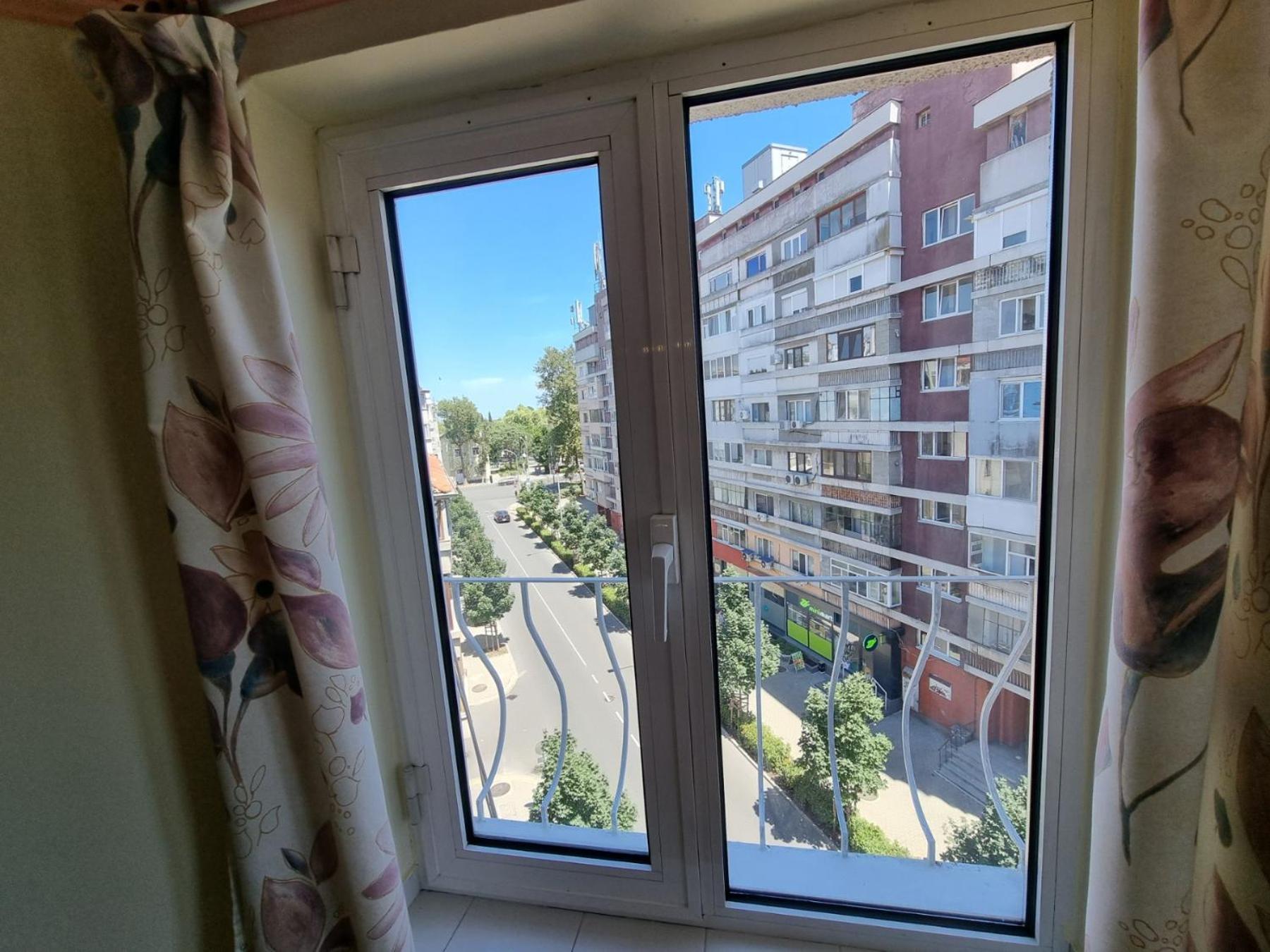 Two-Floor Sunny Apartment in City Centre