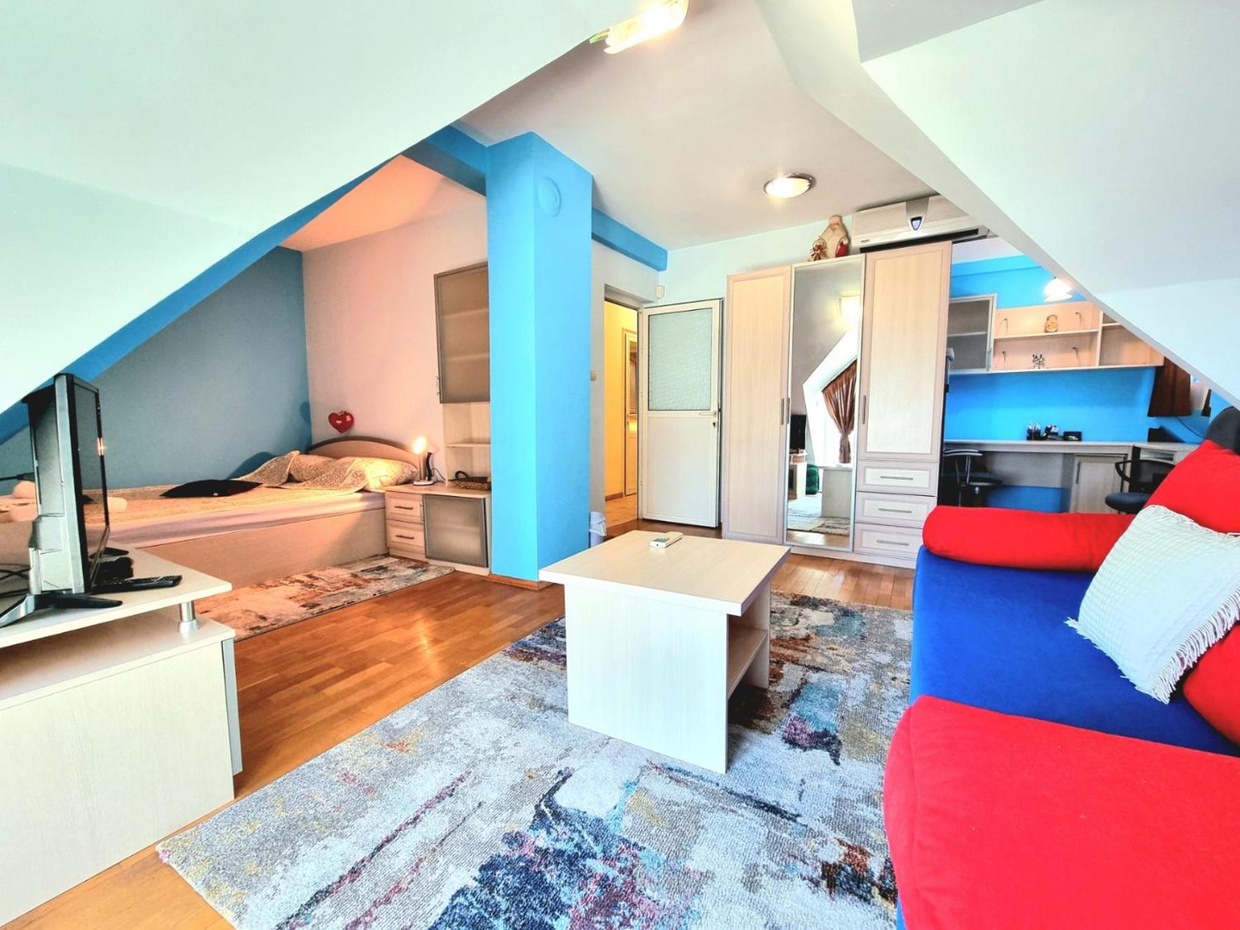 Two-Floor Sunny Apartment in City Centre