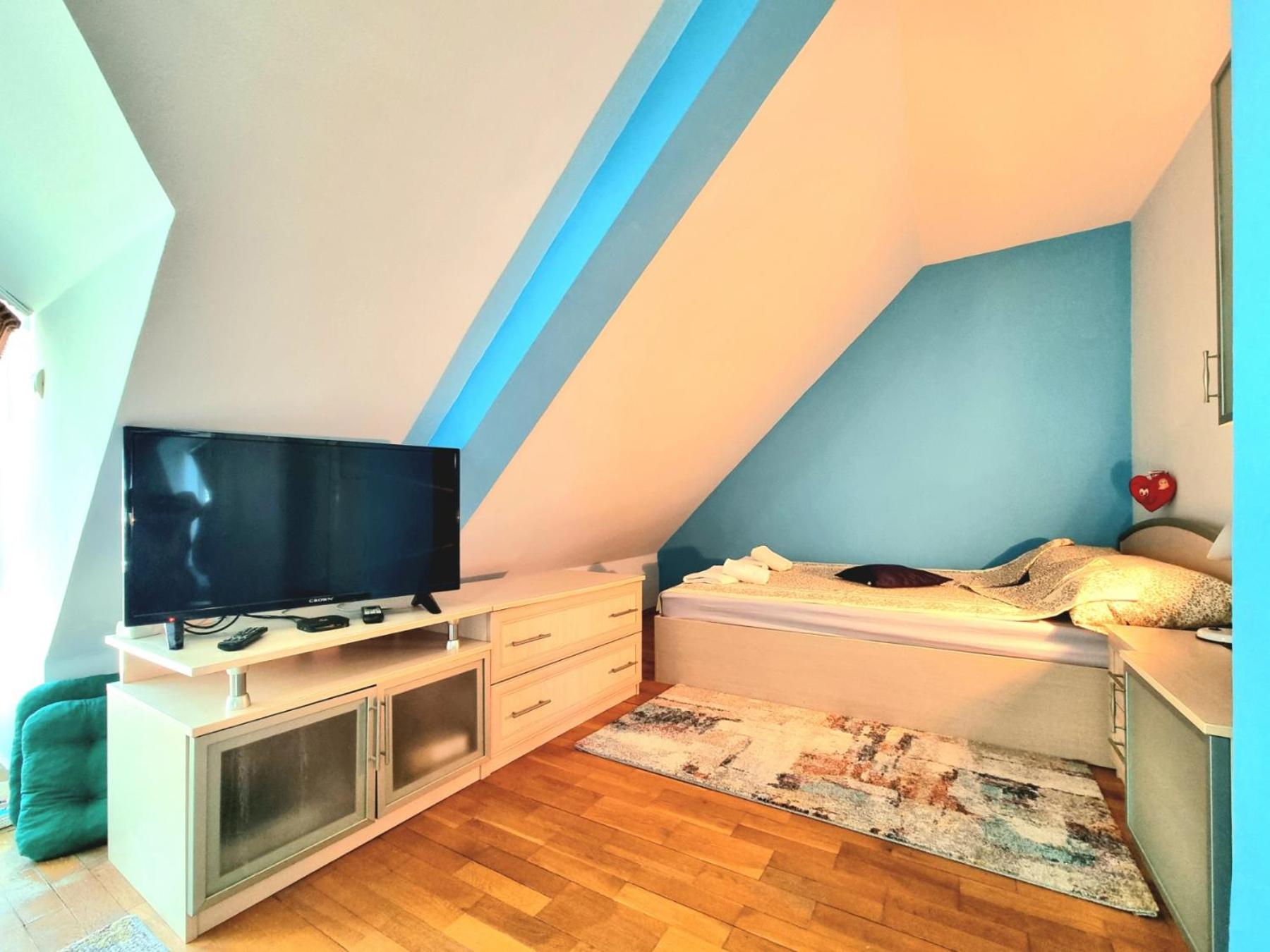 Two-Floor Sunny Apartment in City Centre