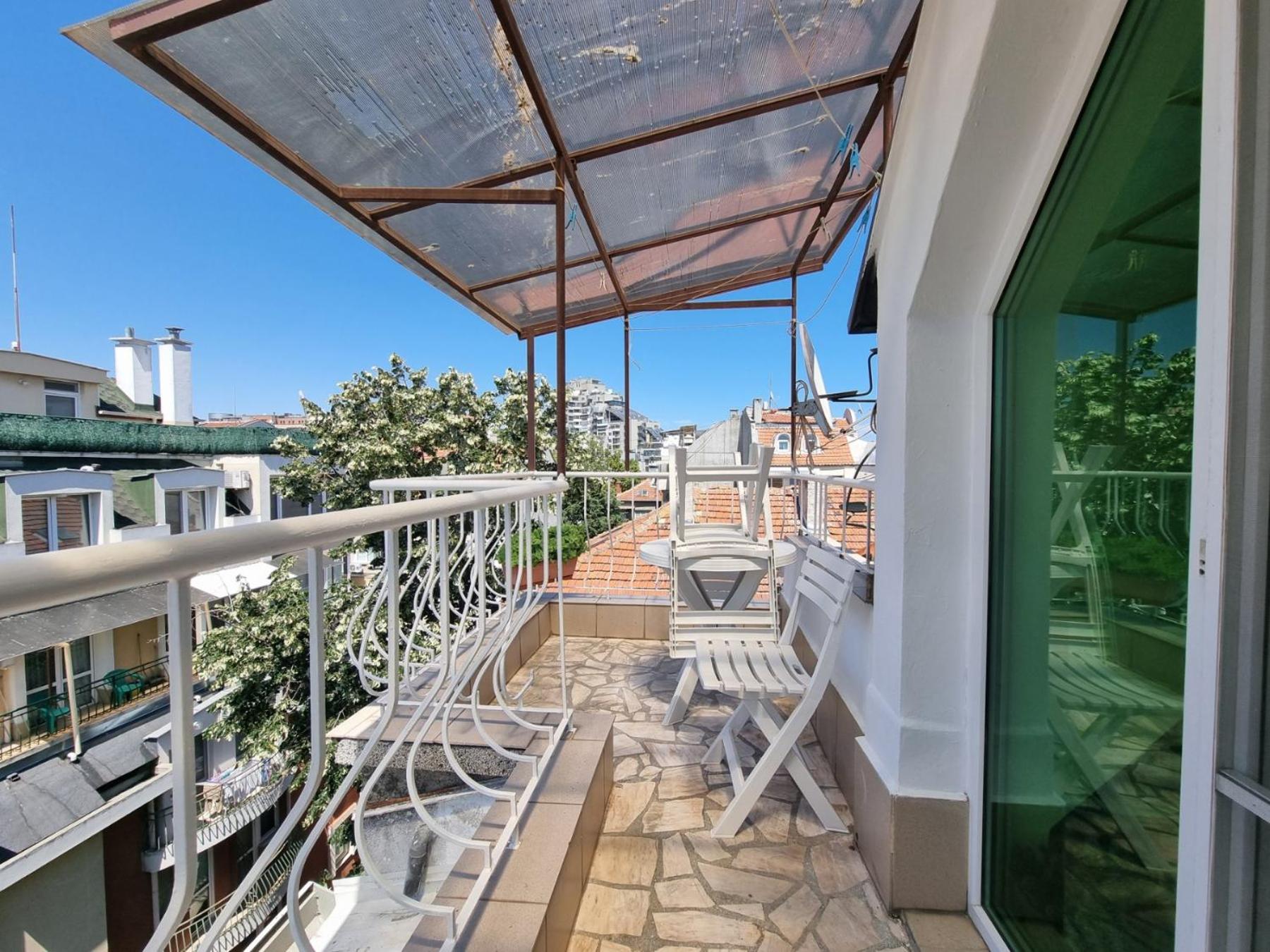 Two-Floor Sunny Apartment in City Centre