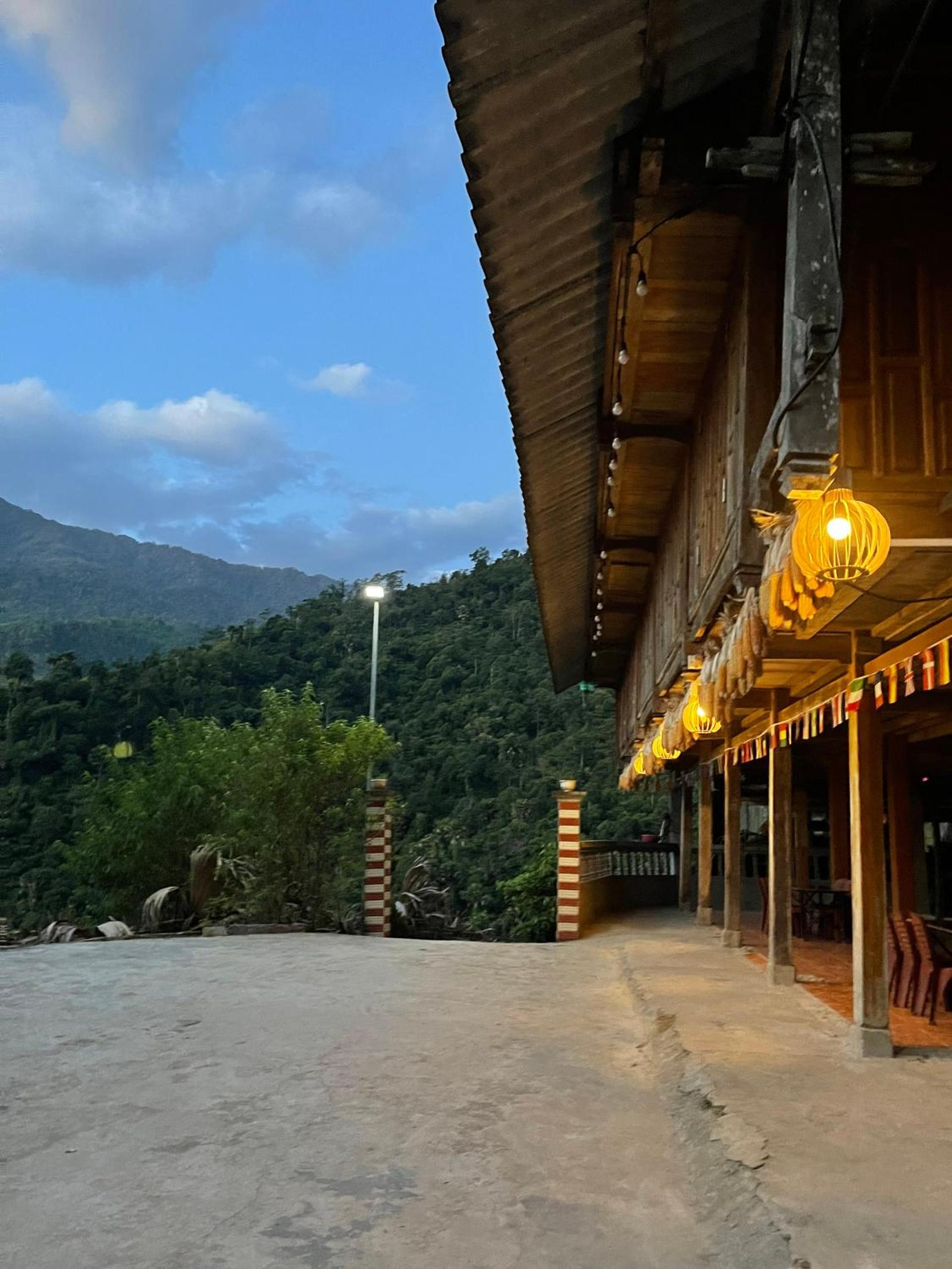 Homestay and Tây Côn Lĩnh Tea view 4