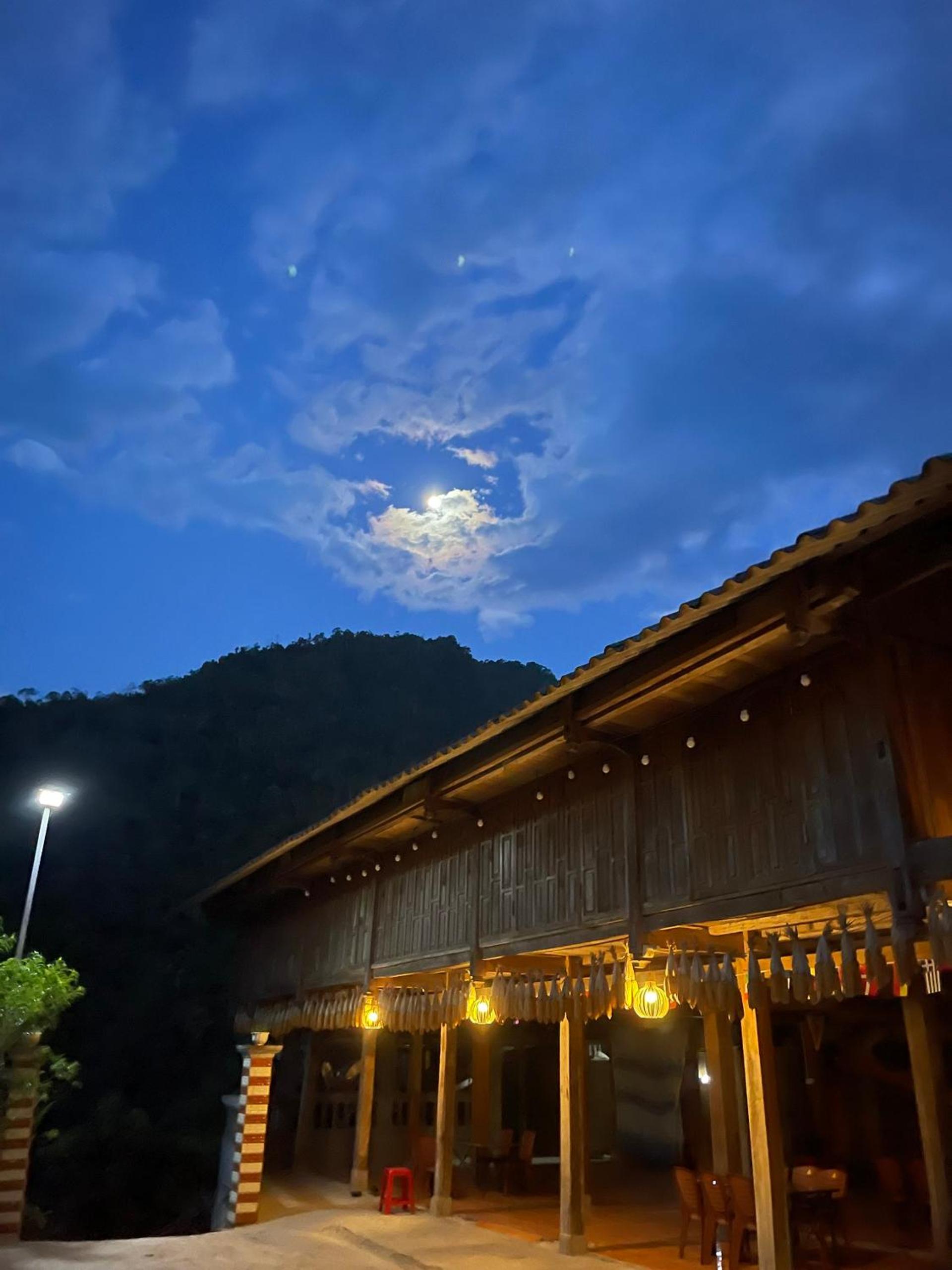 Homestay and Tây Côn Lĩnh Tea view 2