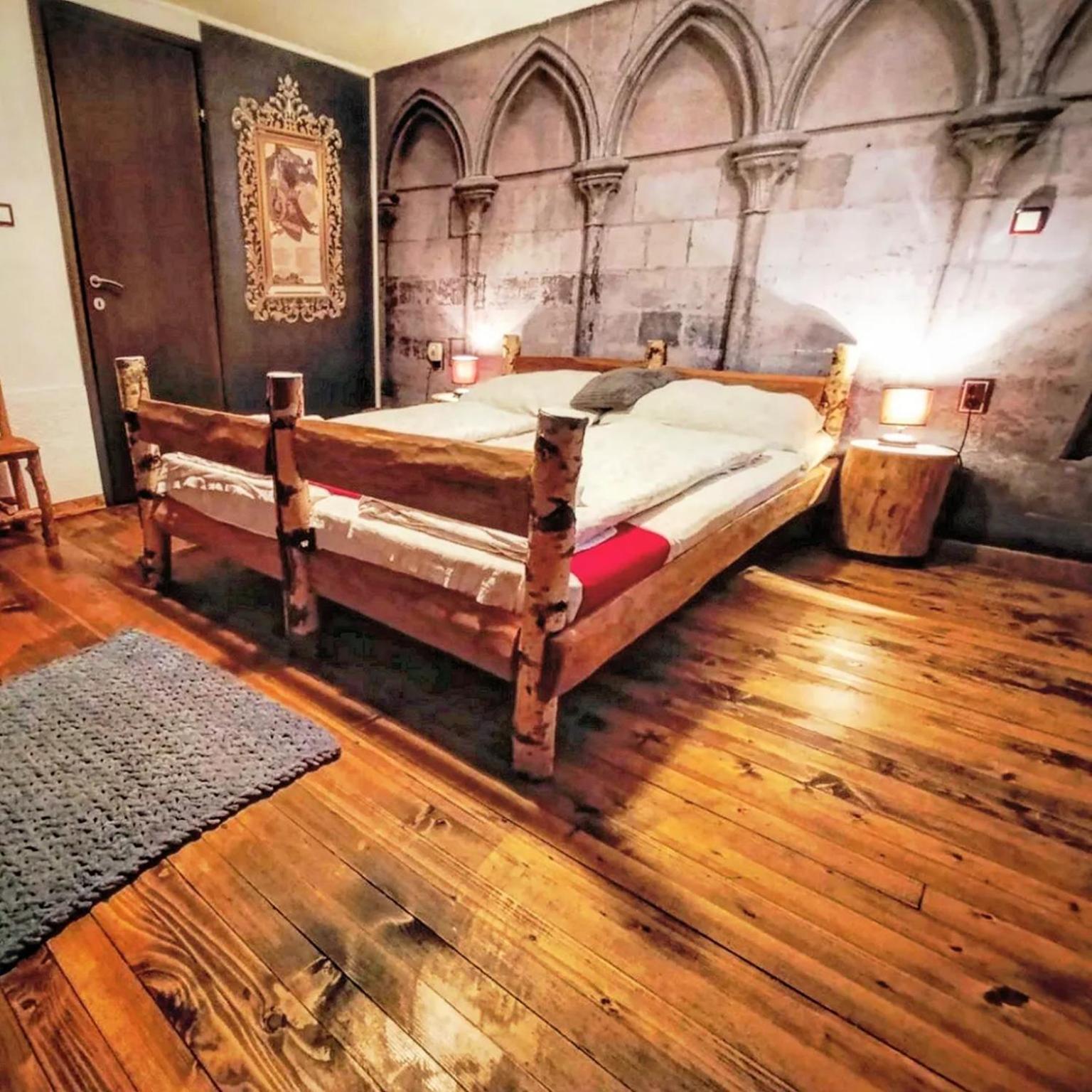 Kraljevsko selo Kotromanićevo