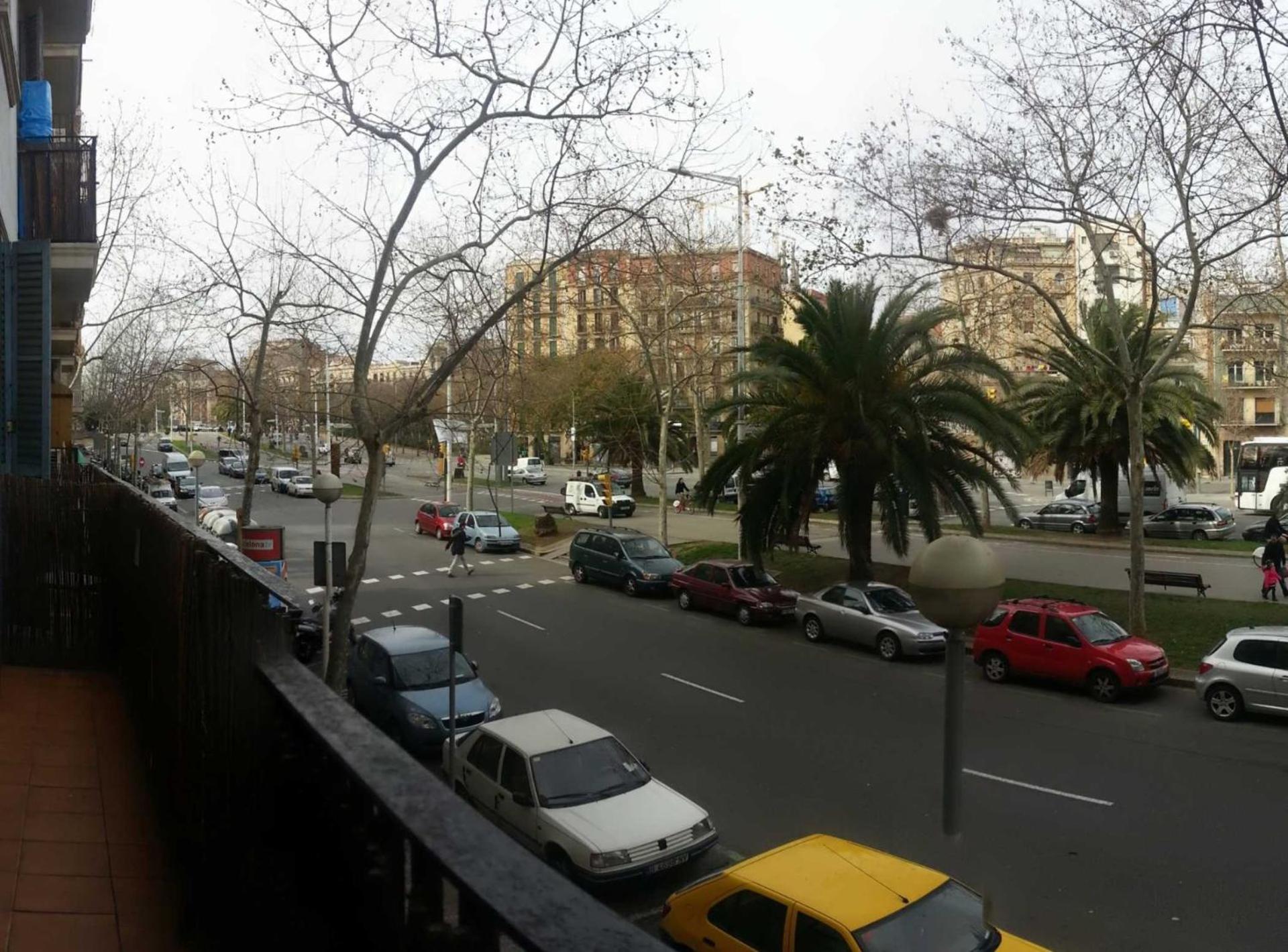 Diagonal Apartments