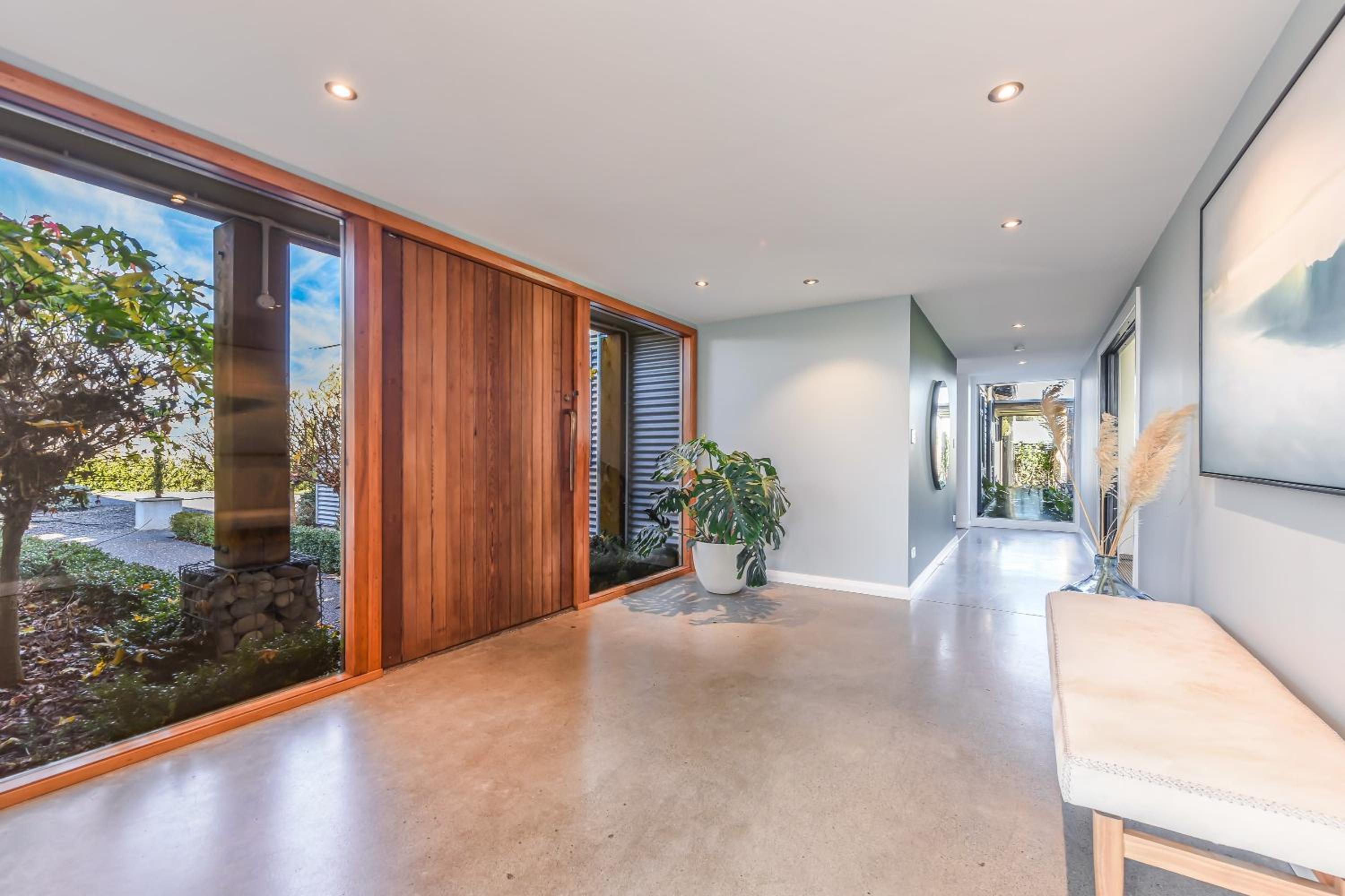 Rapaura Vineyard Escape - Blenheim Retreat view 3