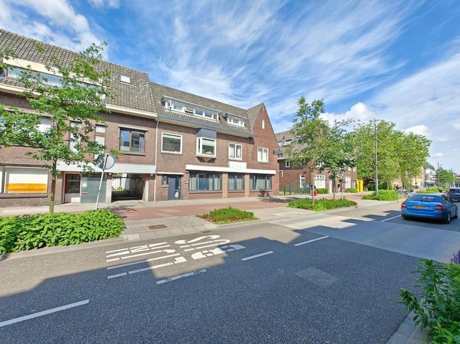 Eindhoven City Suites Hertogstraat E Modern 2P