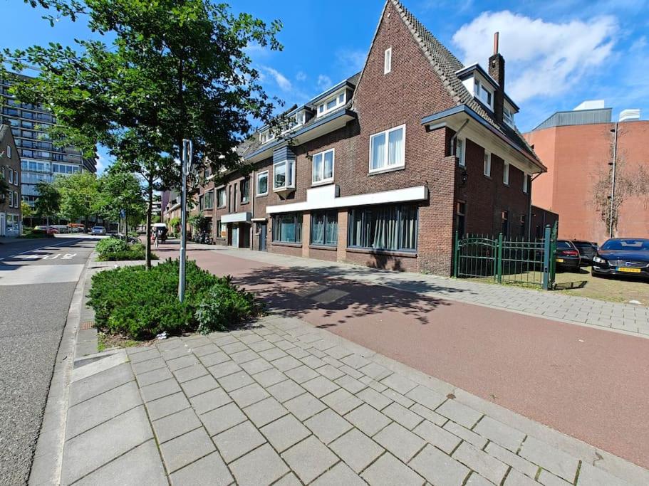 Eindhoven City Suites Hertogstraat E Modern 2P
