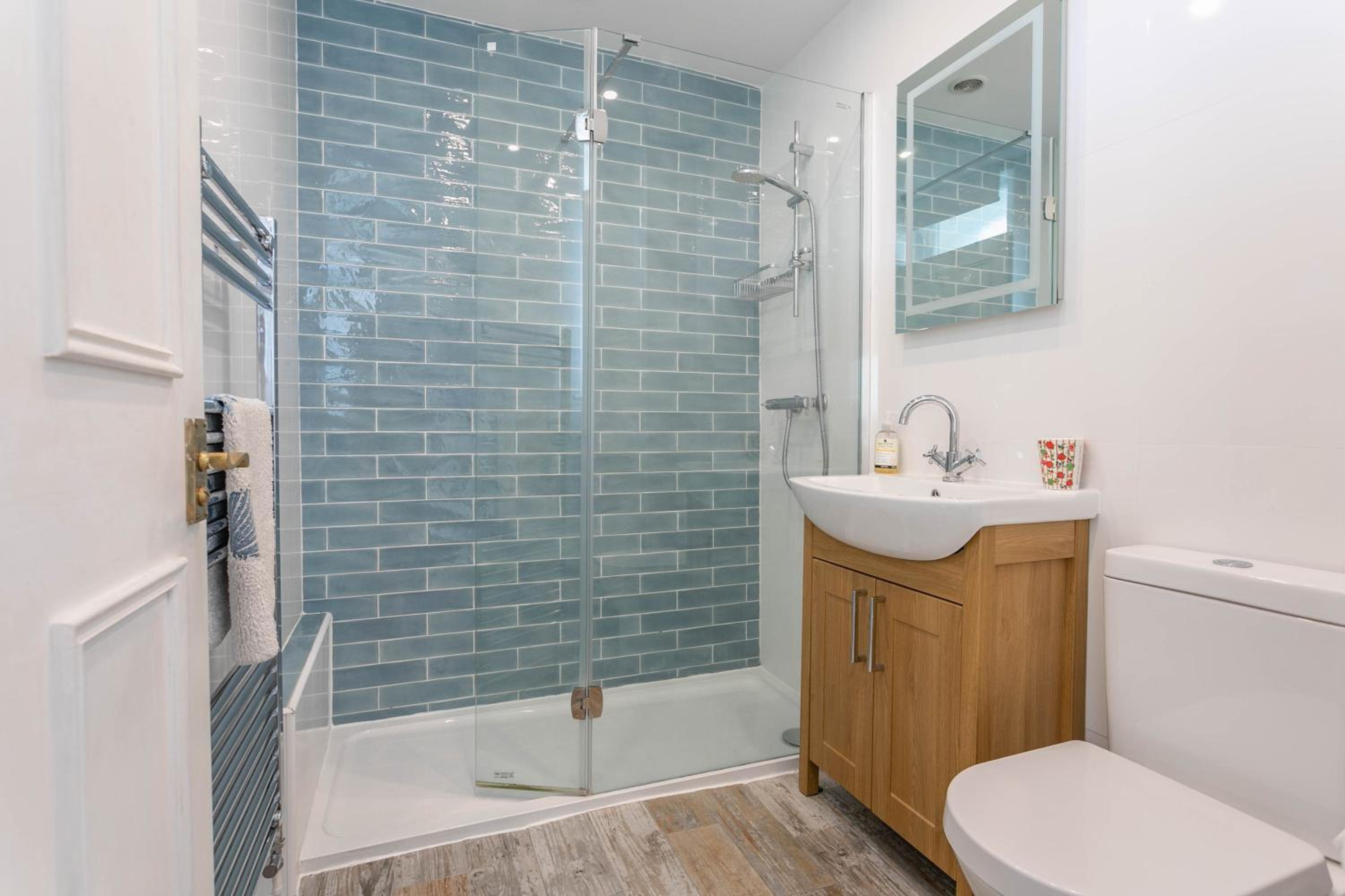 The Crows Nest - Apartment with great sea views- Crabpot Cottages Sheringham view 4