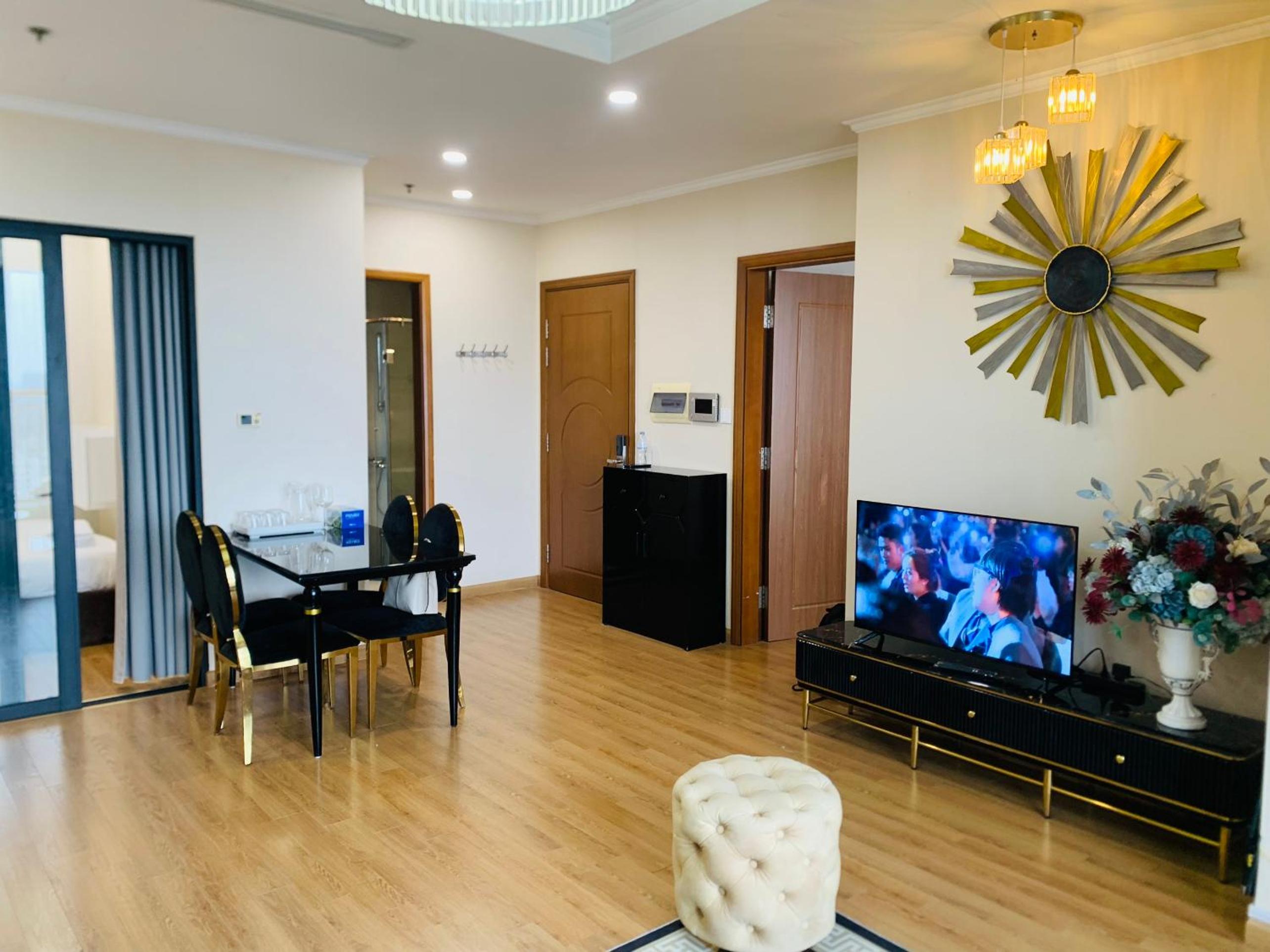 Royal City Apartment Nguyễn Trãi, Thanh Xuân by Helen