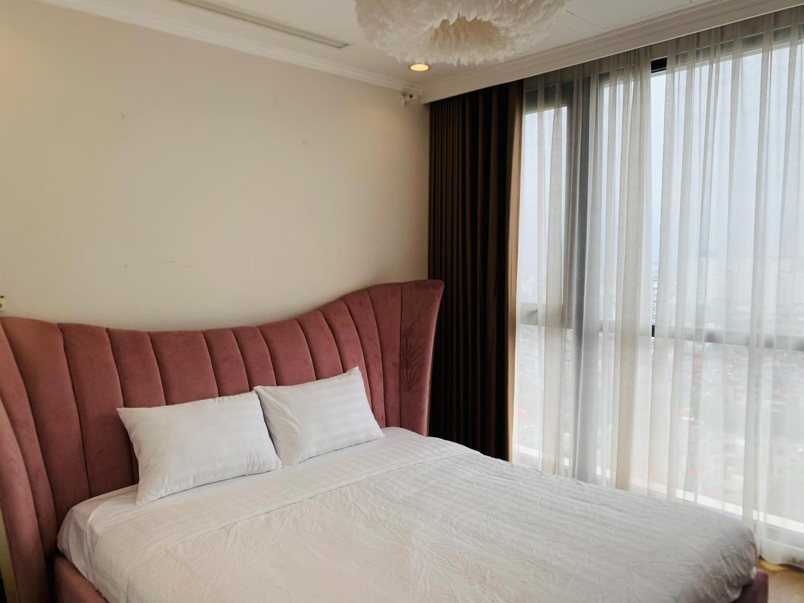 Royal City Apartment Nguyễn Trãi, Thanh Xuân by Helen