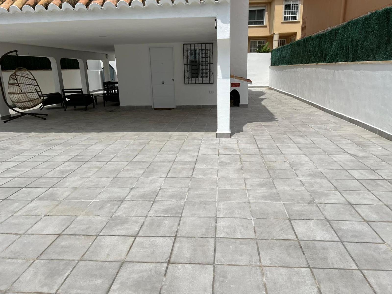 Beachfront vila