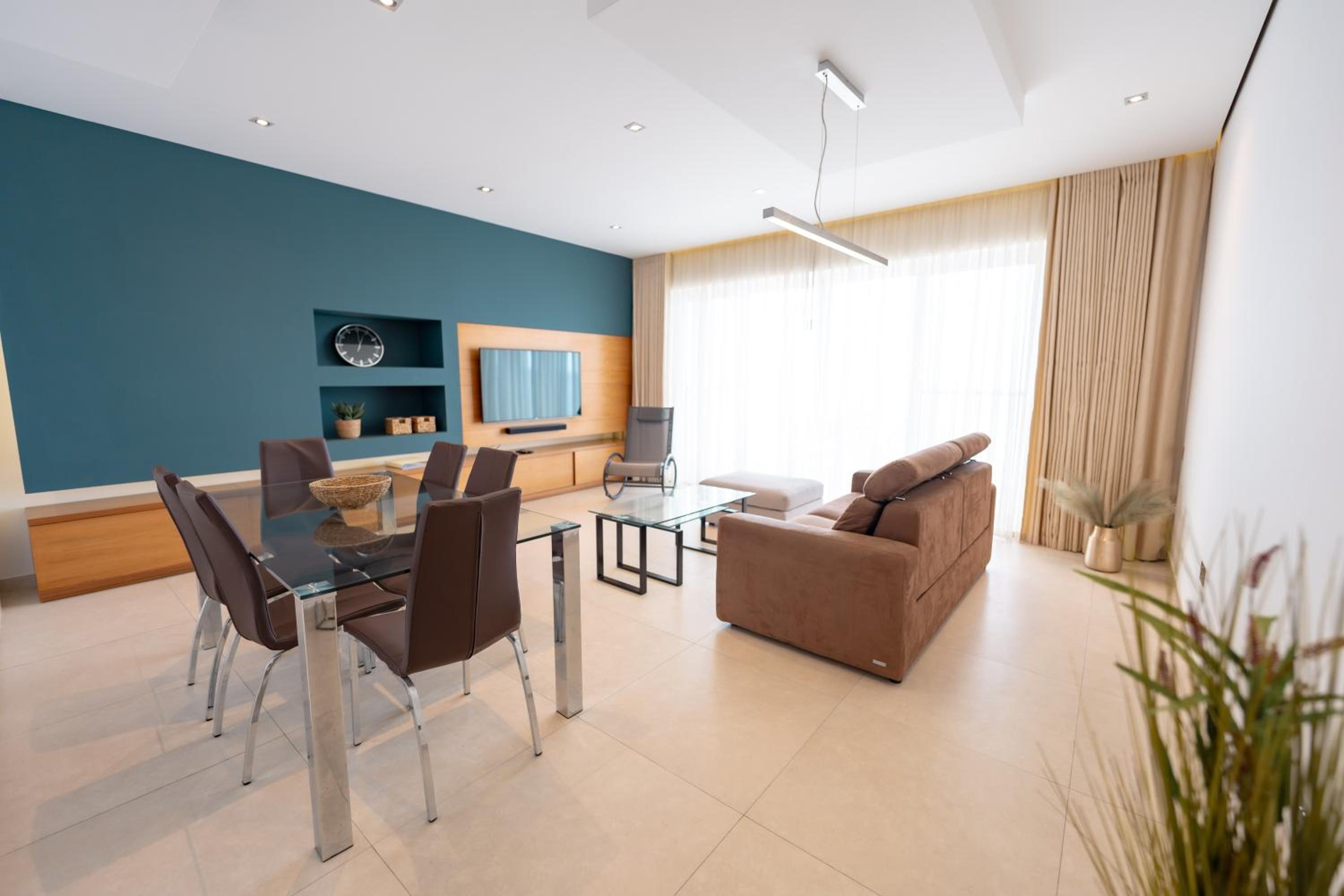 Stunning Seafront Flat in Sliema photo 3