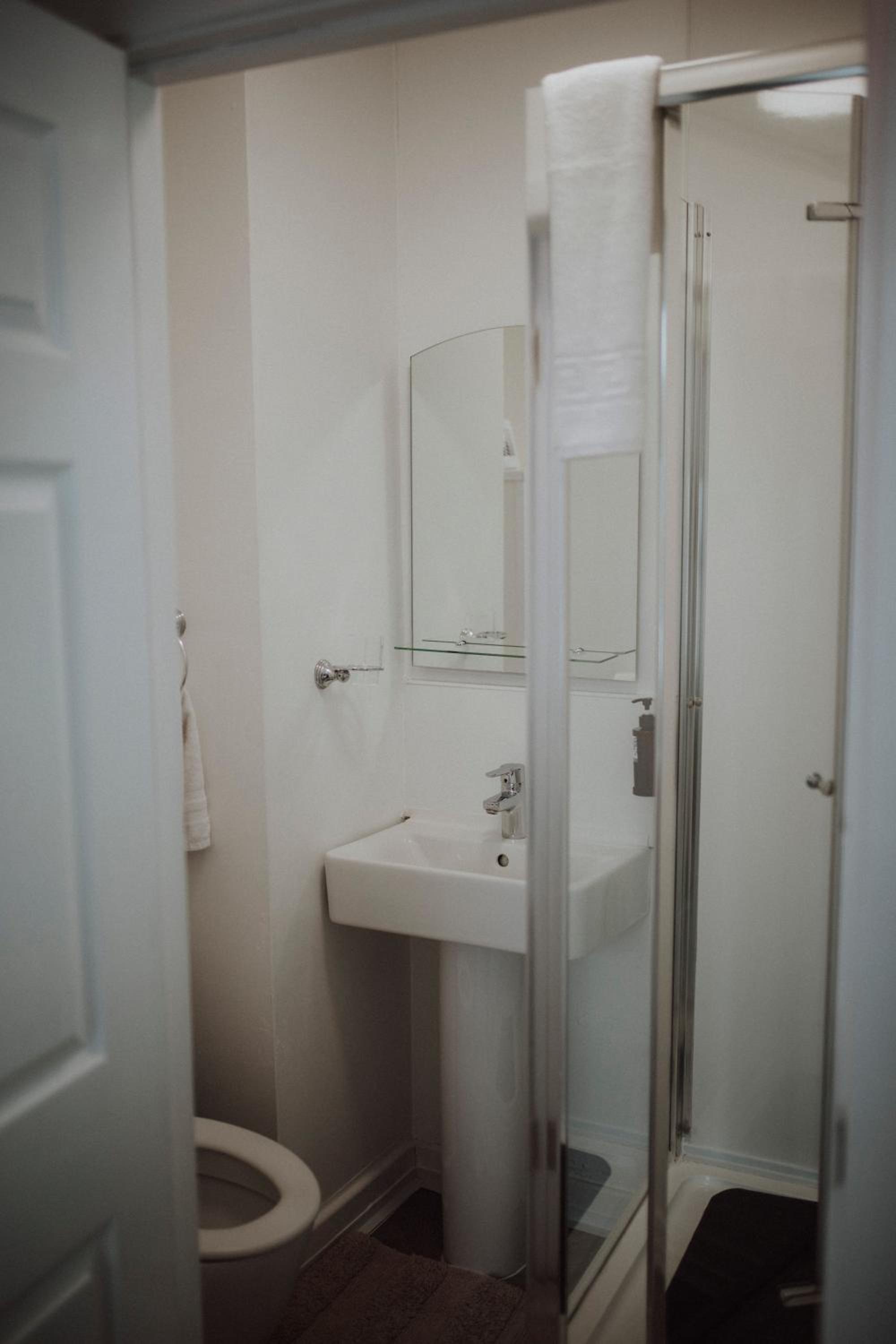 16 Pilrig Guest House