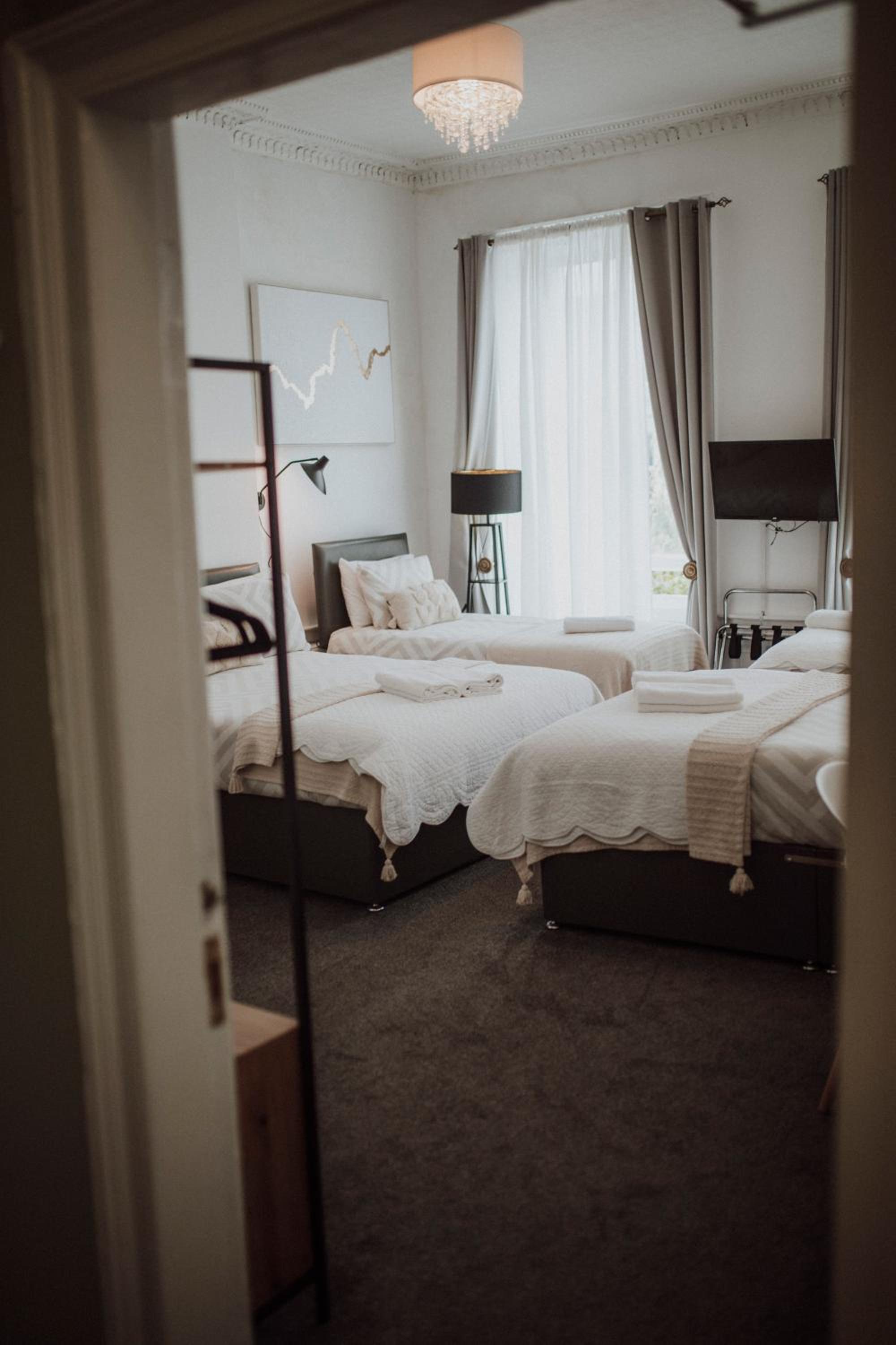 16 Pilrig Guest House