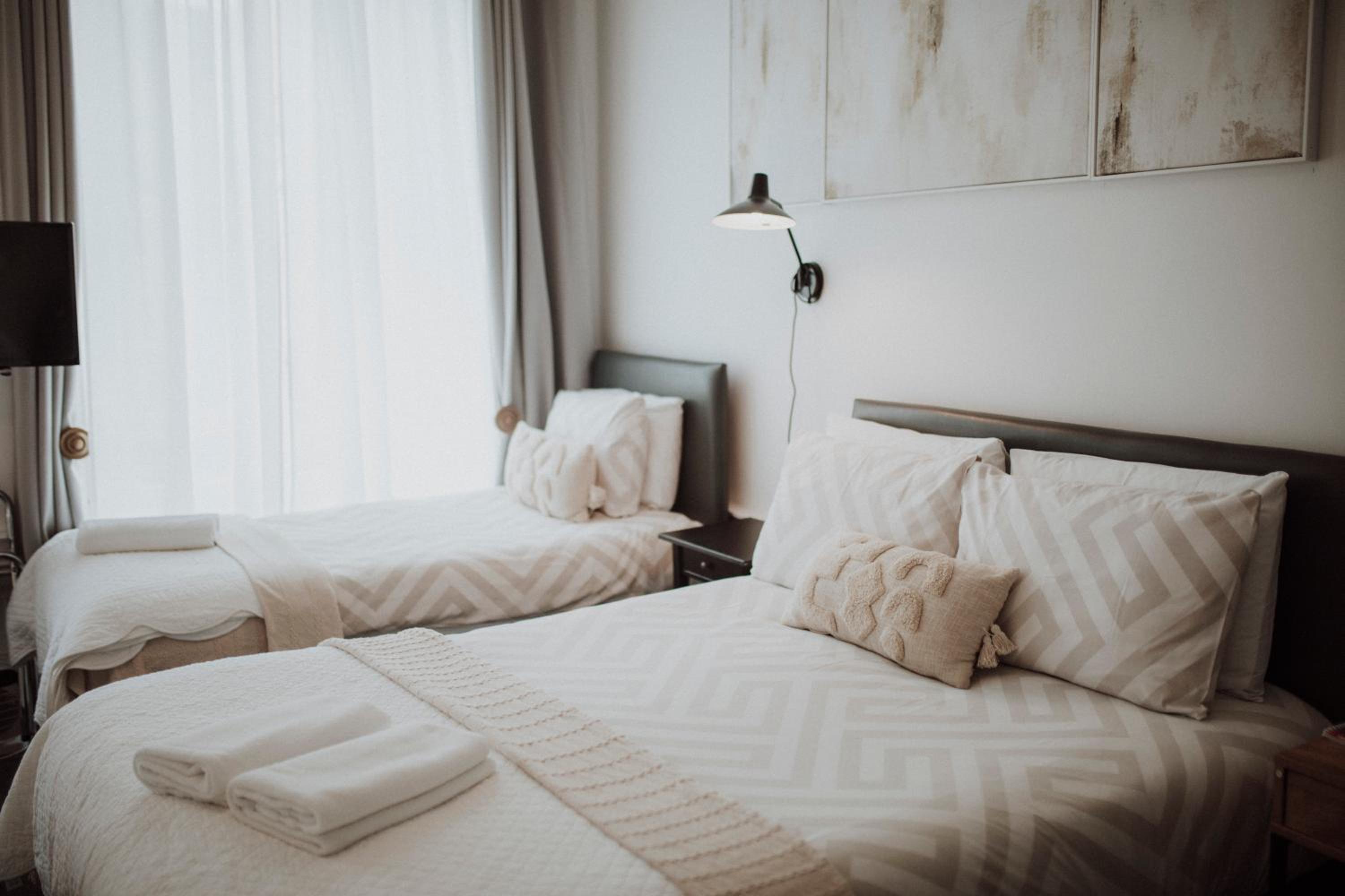 16 Pilrig Guest House