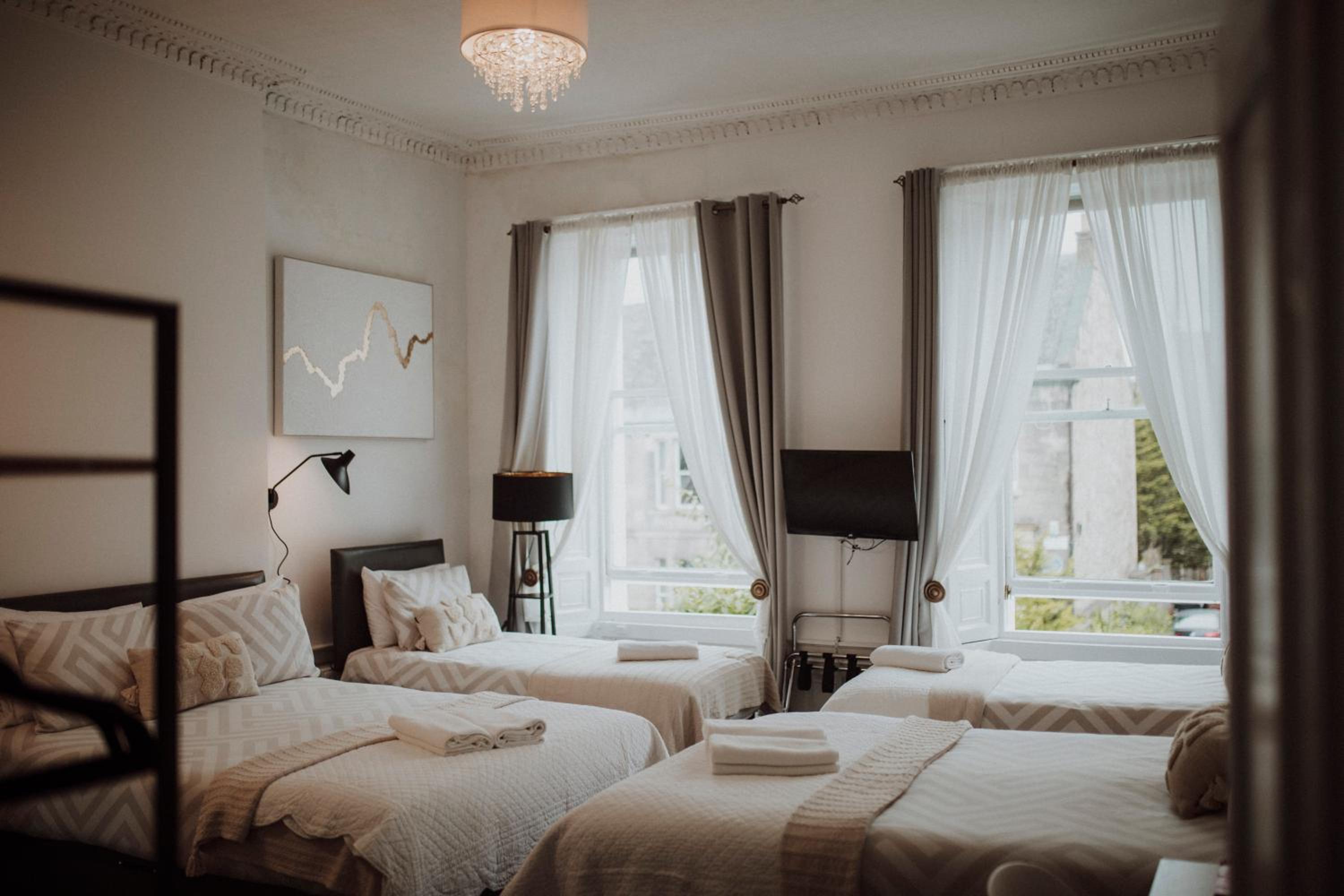 16 Pilrig Guest House
