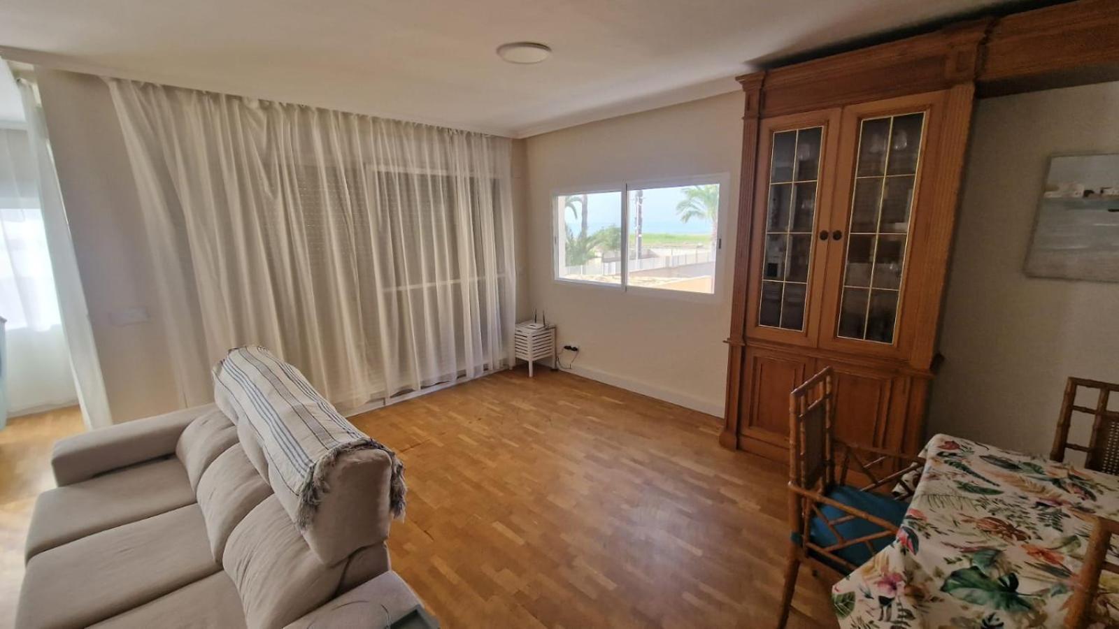 Beachfront vila