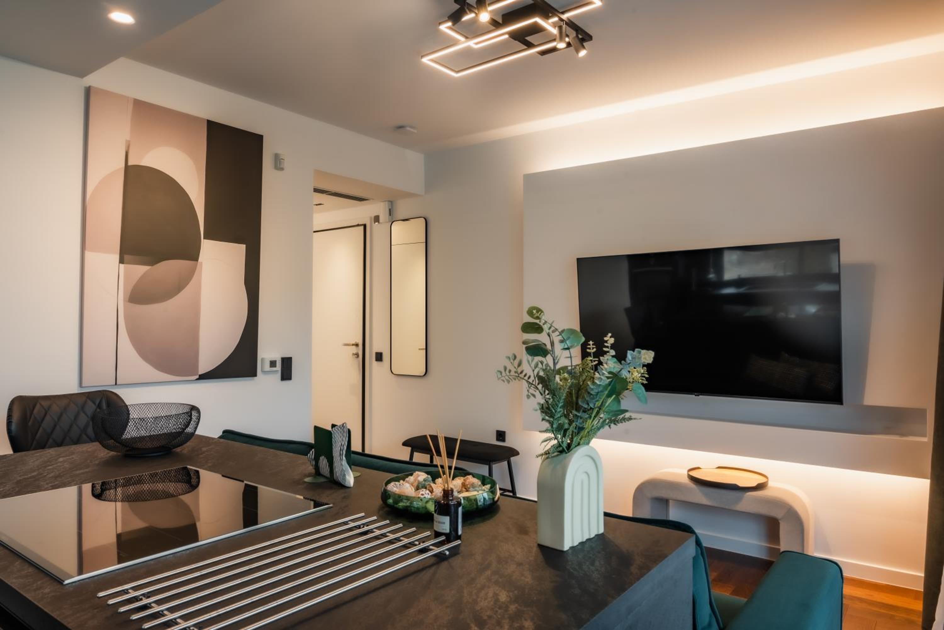 Emerald Stone Apartment Varkiza