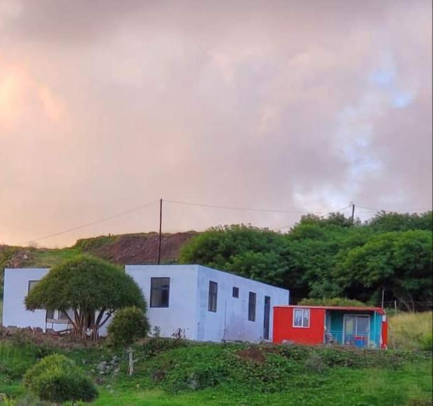 Petite maison de tôle Rodriguaises view 5