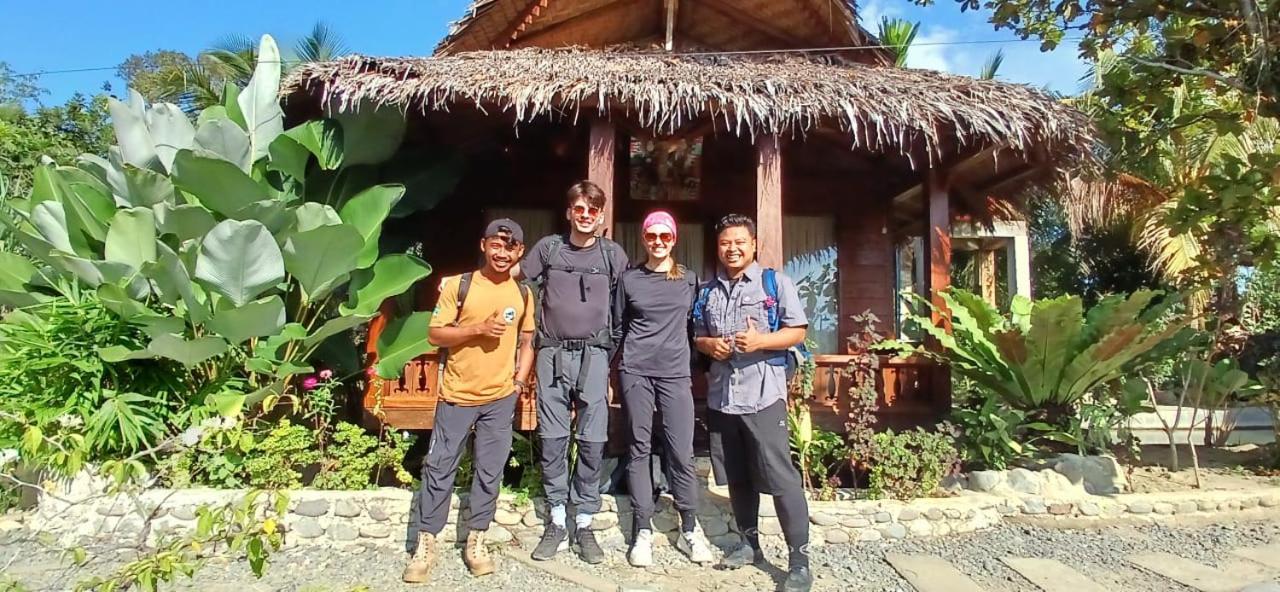 Tropical Jungle lodge & Jungle trekking